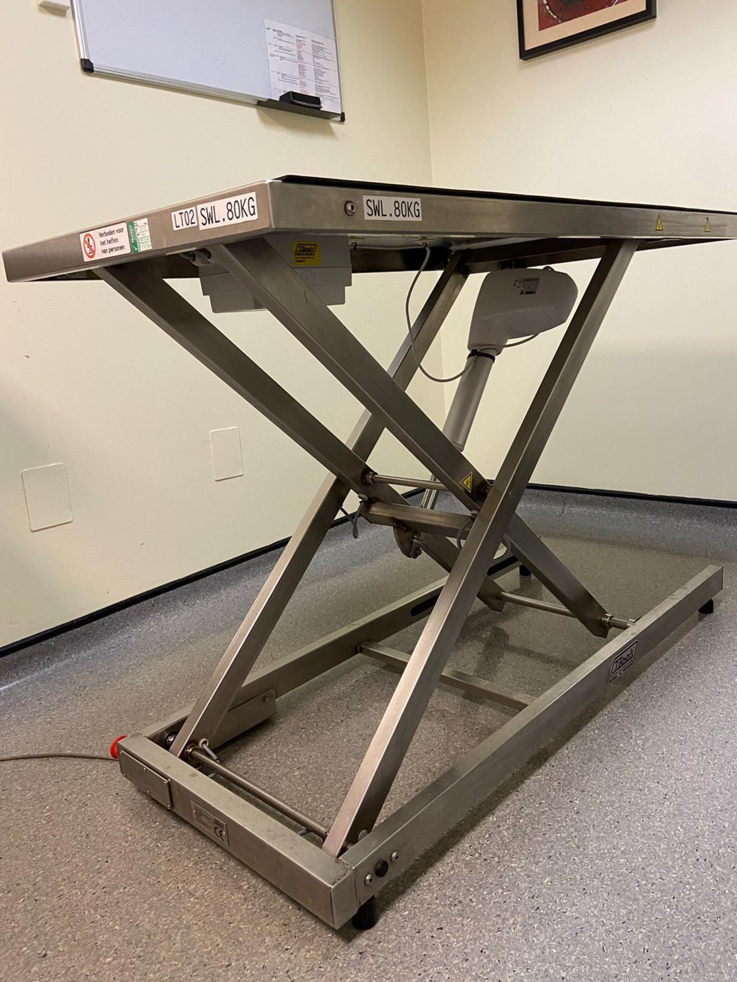 J Tools Type J-T-II electric stainless steel scissor lift examination table 1360mm x 600mm. 80 Kg - Image 2 of 3