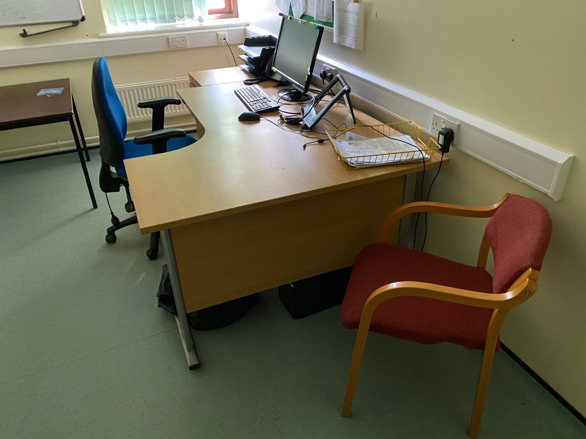 Furniture throughout Equine Clinic offices: 27 x Eugo workstations, 19 x tables, 32 x pedestals, 3 x - Image 23 of 26