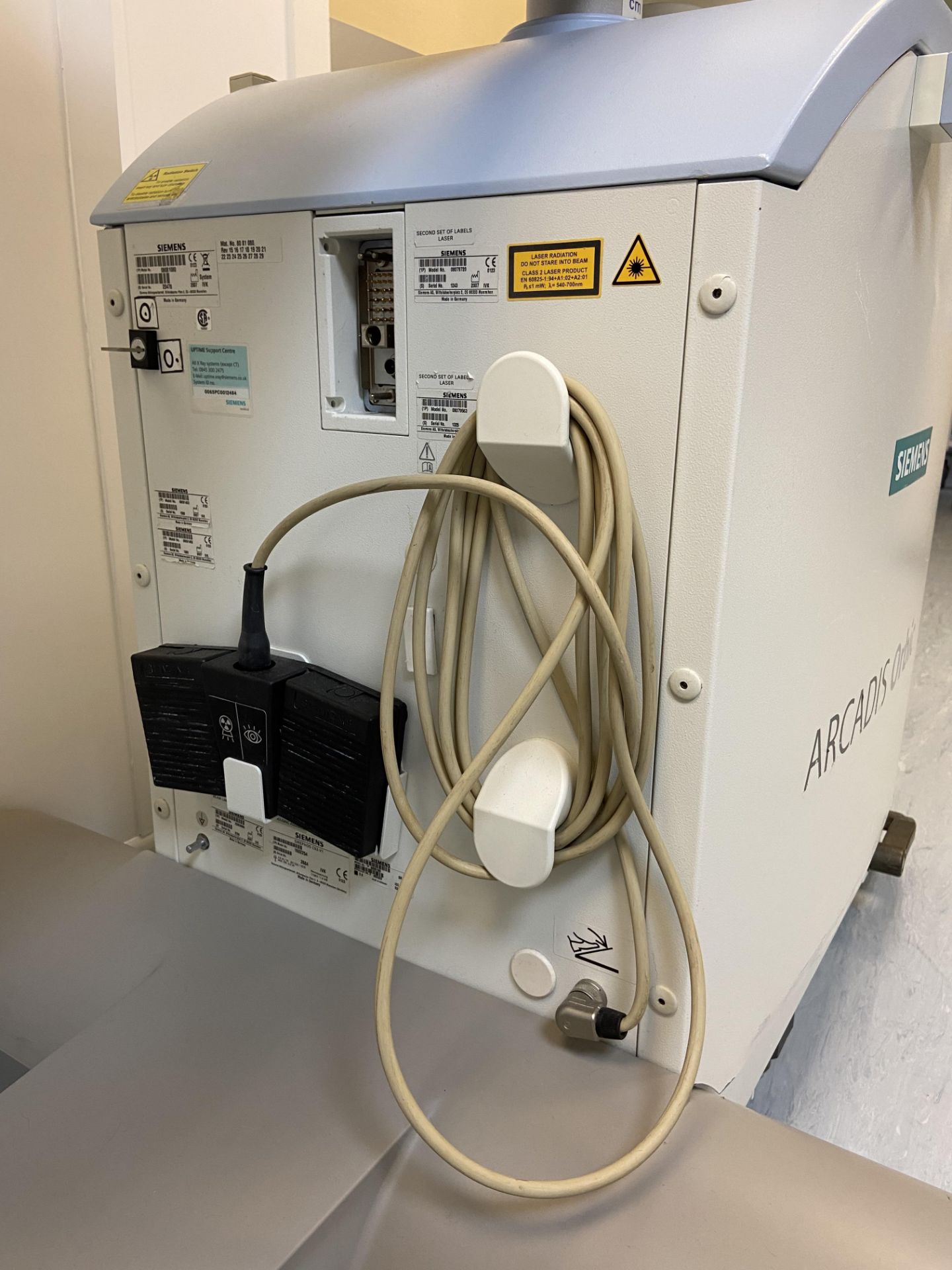 Siemens Model - 08081080 Arcadis Orbic C-arm fluoroscope mobile X-ray machine with twin monitor - Image 3 of 6