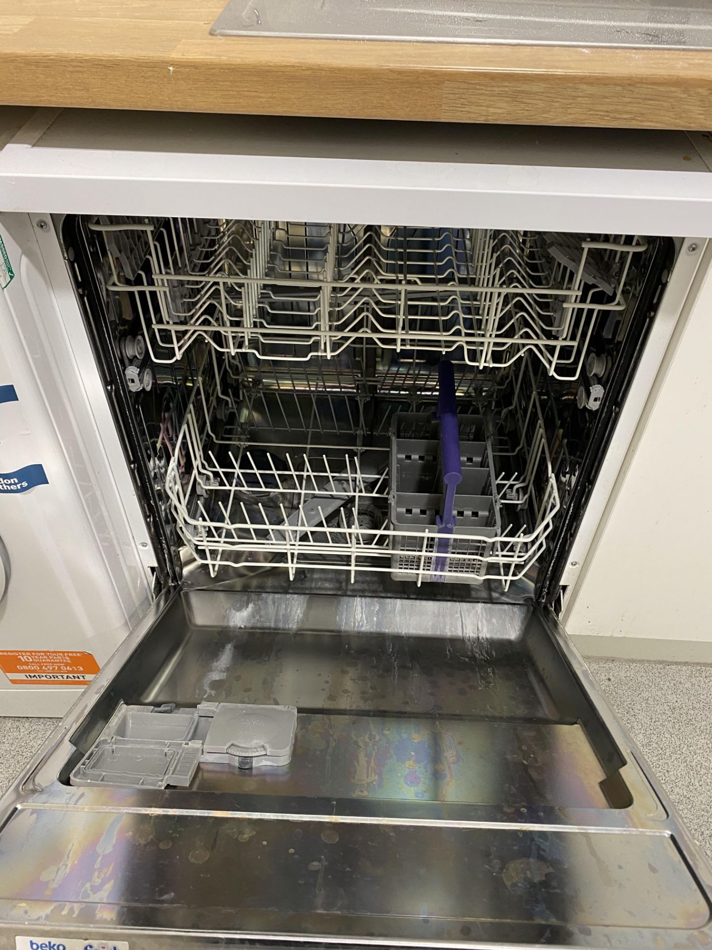 Indesit 1WDC6125 washing machine, Beko ARTIO dishwasher and Fridgemaster tall larder fridge - - Image 3 of 4