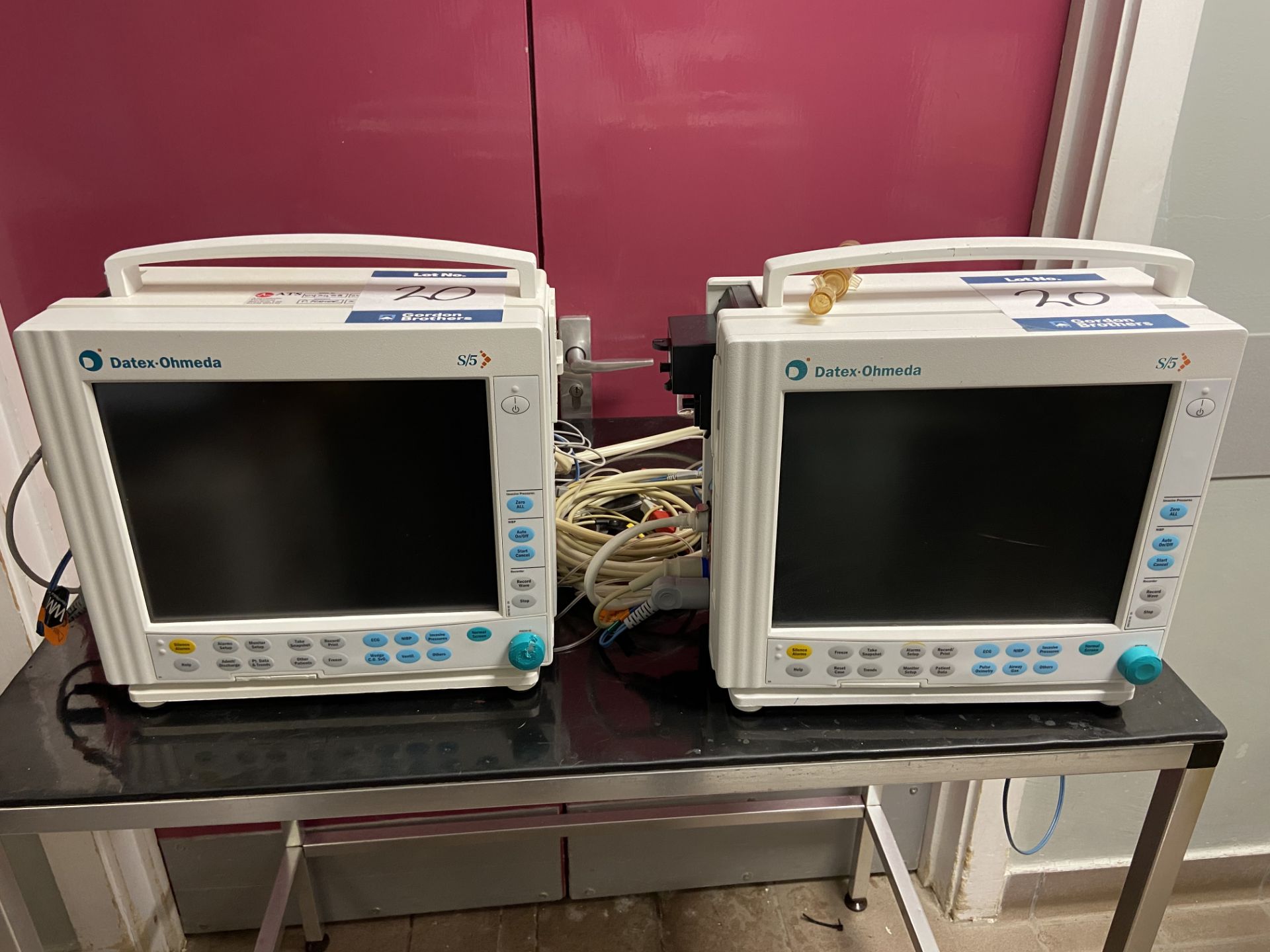 Datex Ohmeda S-5 patient monitor. S/No. 4352231, S/No. 6149458 (Qty 2) - in Small Animal Clinic