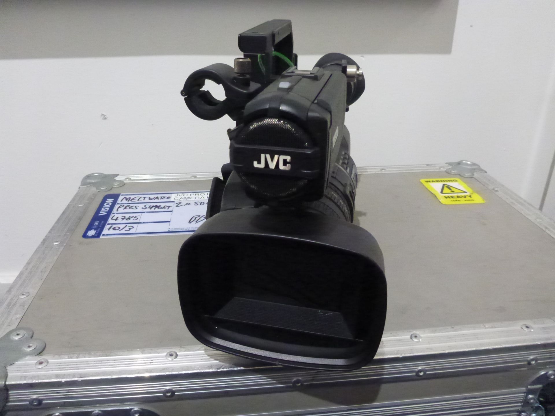 JVC HD Pro Camcorder, Model GY-HM650, S/N 17040466, In flight case with various accessories like - Image 3 of 16