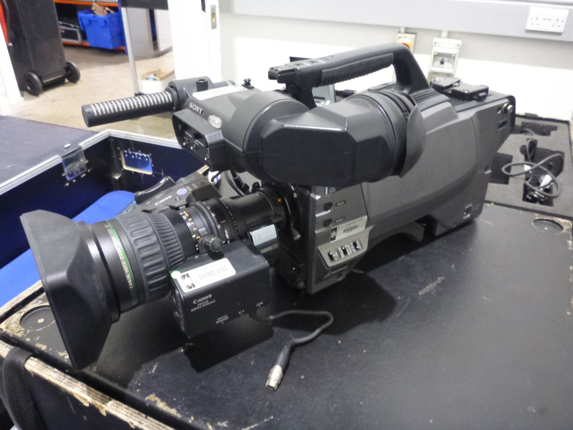 Sony HD Colour Broadcast Camera, Model HXC-100, S/N 40979, Camera includes Canon HDTV zoom lens (