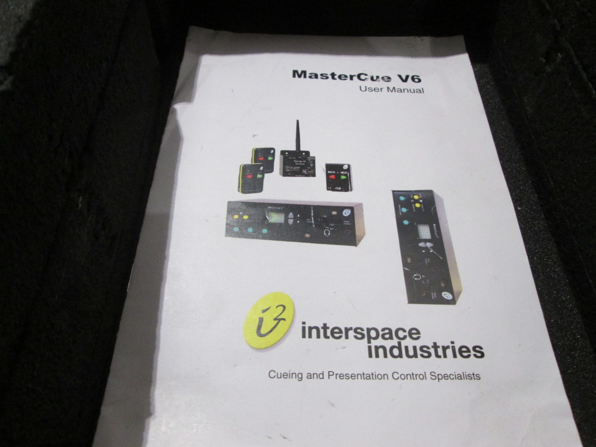 Interspace Industries Mastercue V6 Cue Light Kit (Qty 2) In flight case - Image 5 of 6