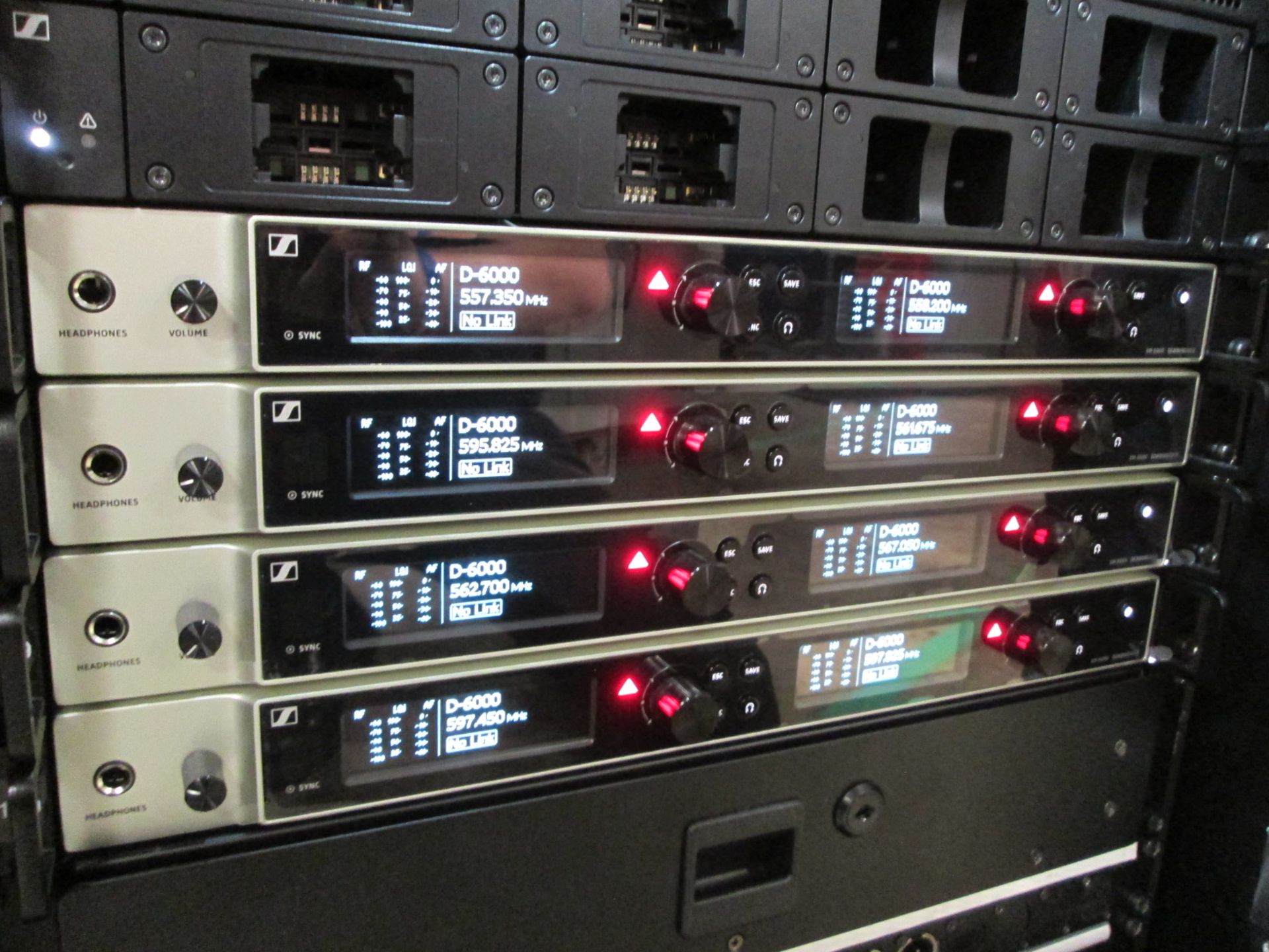 Sennheiser EM 6000 Dante Radio Rack. To include 4 x digital 2 channel UHF receivers, 4 x - Image 2 of 13