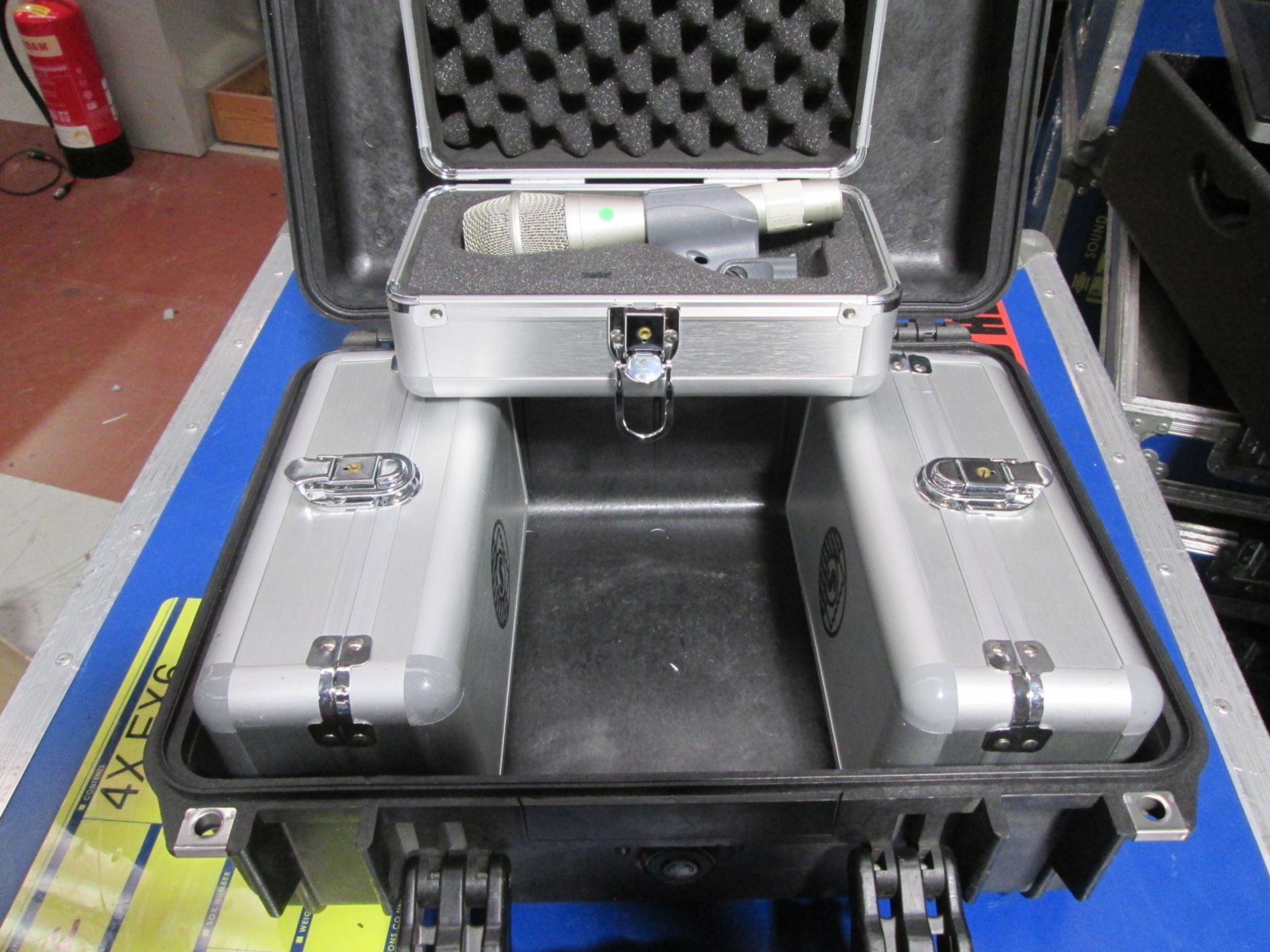 Shure KSM9 Dynamic Microphones (Qty 3) In flight and peli case