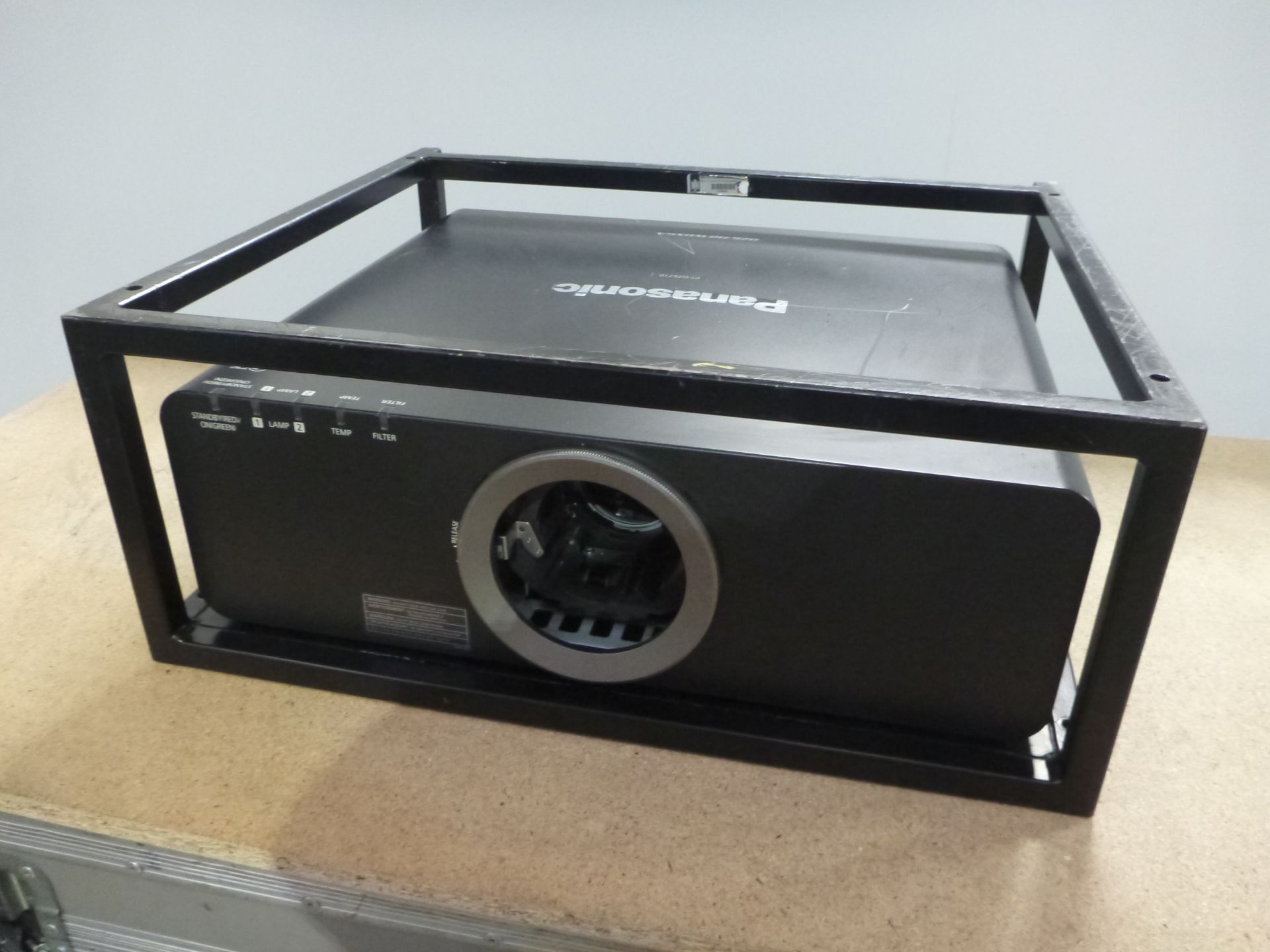 Panasonic Projector, Model PT-DZ6710E, S/N SH0150011, YOM 2010, In flight case with standard 1.3-1.