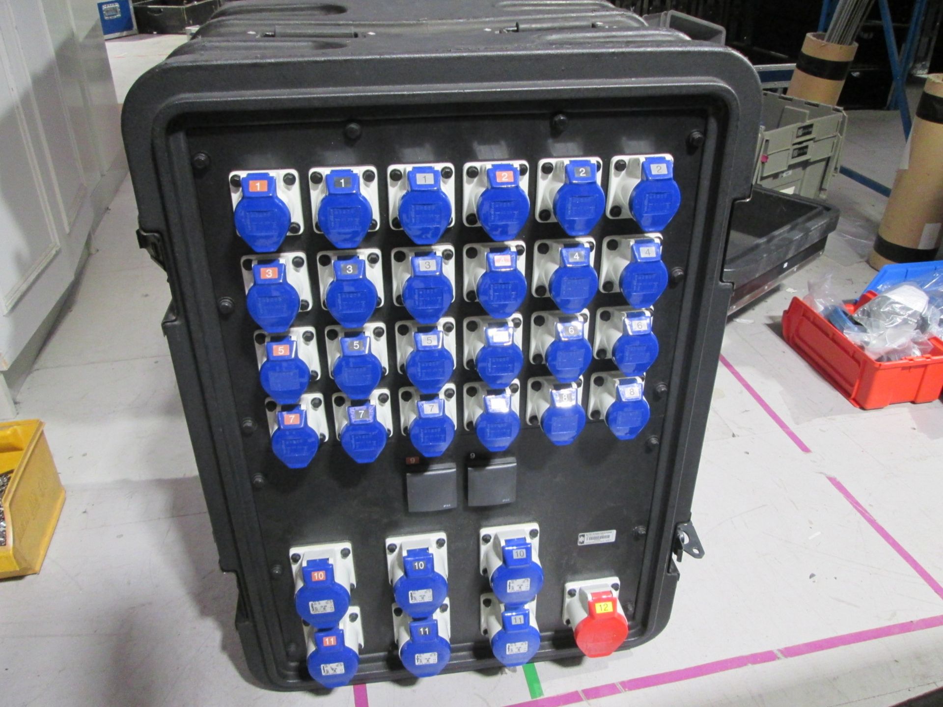 Rubber Box 63 3 Phase to 32A 3ph, 6 x 32A 1ph, 2 x 13A and 24 x 16A 1ph Outputs Power Distriburion