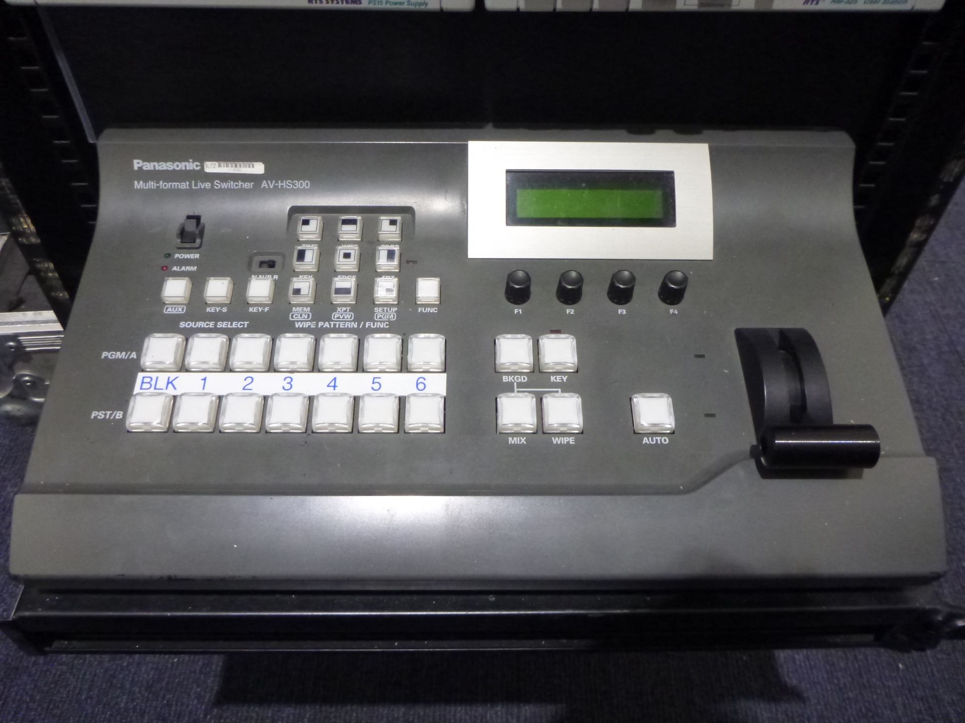 Mini Portable Production Unit (PPU) To include in flight case Panasonic AV-HS3000 Multi-format - Image 2 of 10
