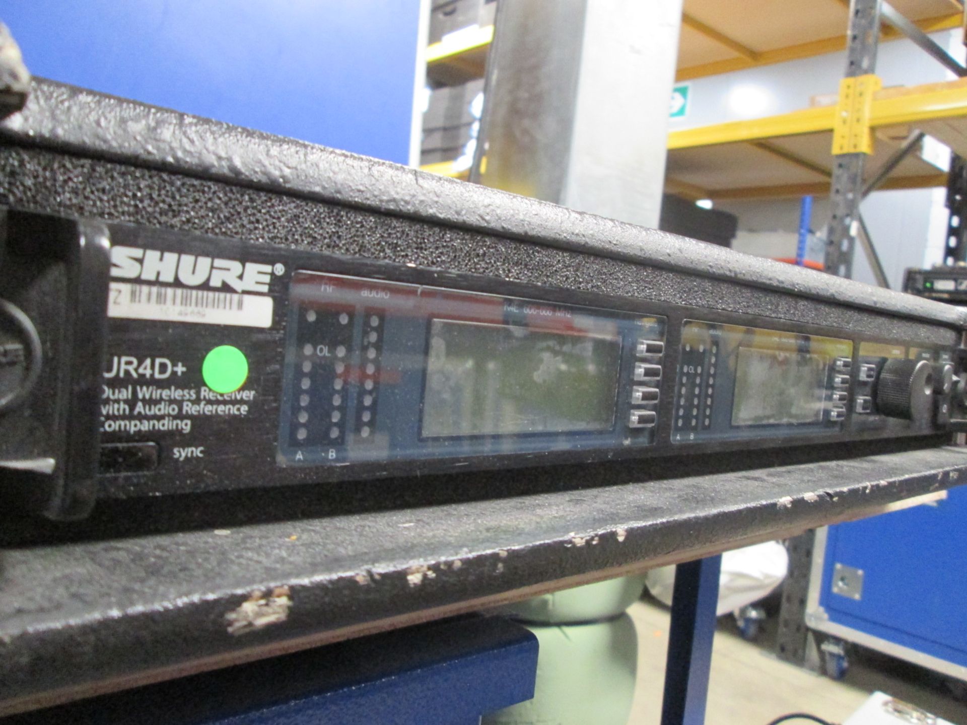 Shure UR4D+ Dual Wireless Receiver with Audio Reference Compounding K4E 606-666 MHz (Qty 2) Includes - Image 3 of 9