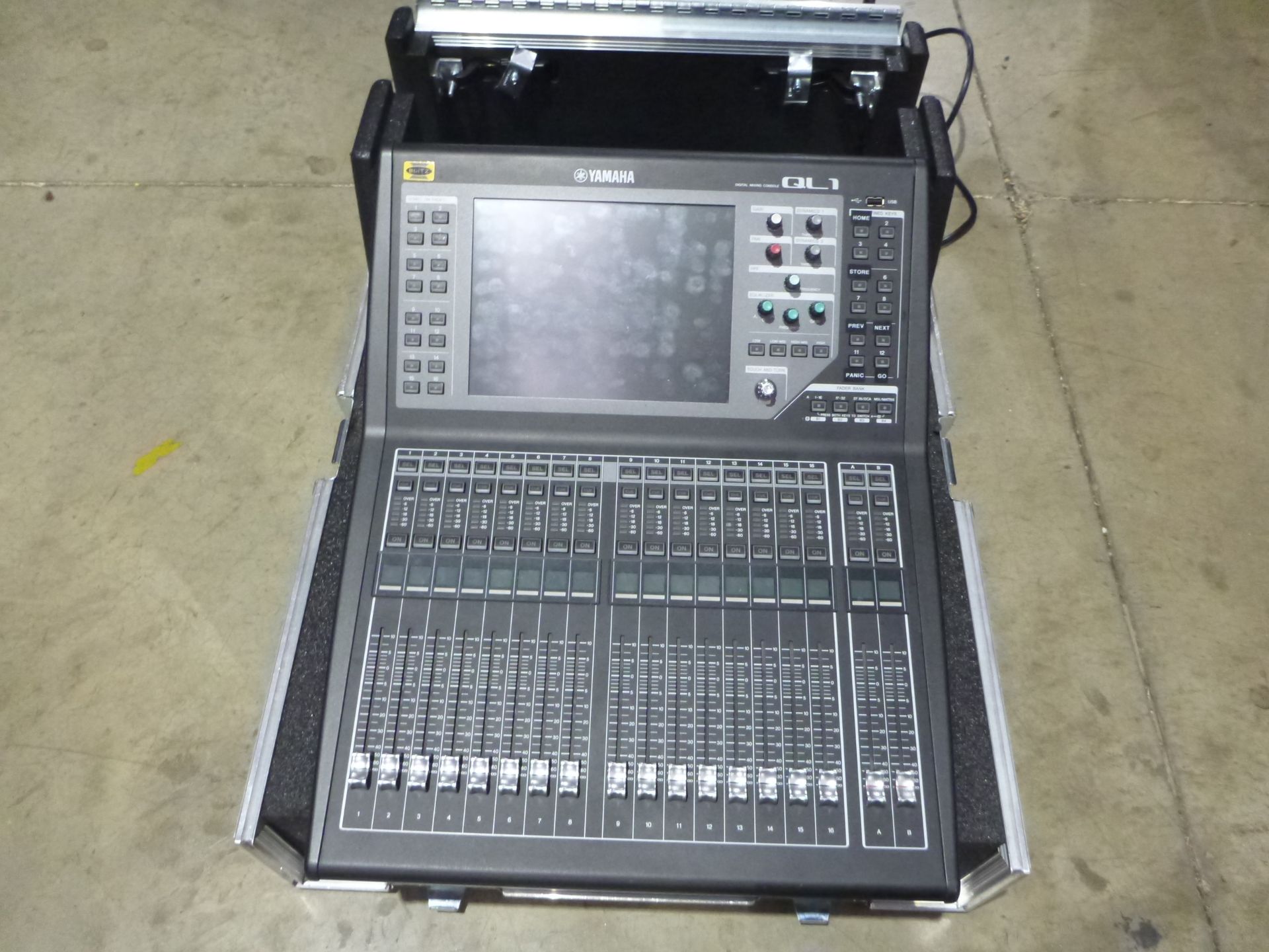 Yamaha QL1 32 Channel Digital Audio Mixing Desk, S/N C121BAVJ01001, In flight case