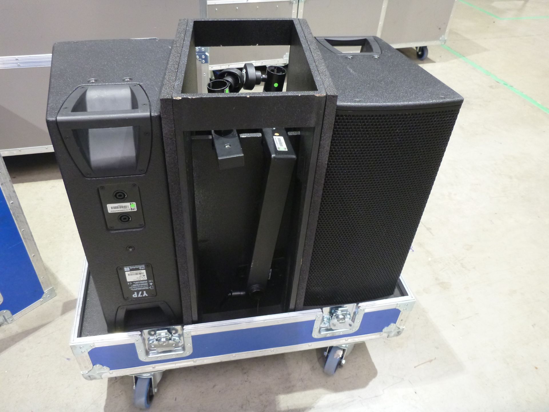 D & B Audiotecknik Y7P Loudspeakers (Pair) In flight case with flying frame, top hat and safety