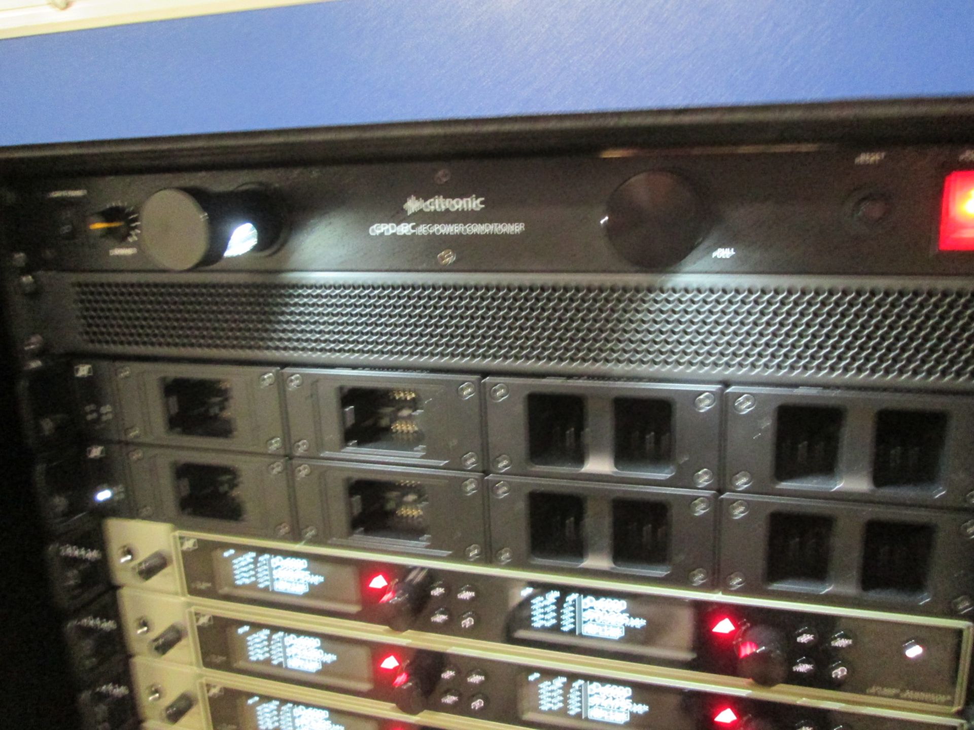 Sennheiser EM 6000 Dante Radio Rack. To include 4 x digital 2 channel UHF receivers, 4 x - Image 4 of 14