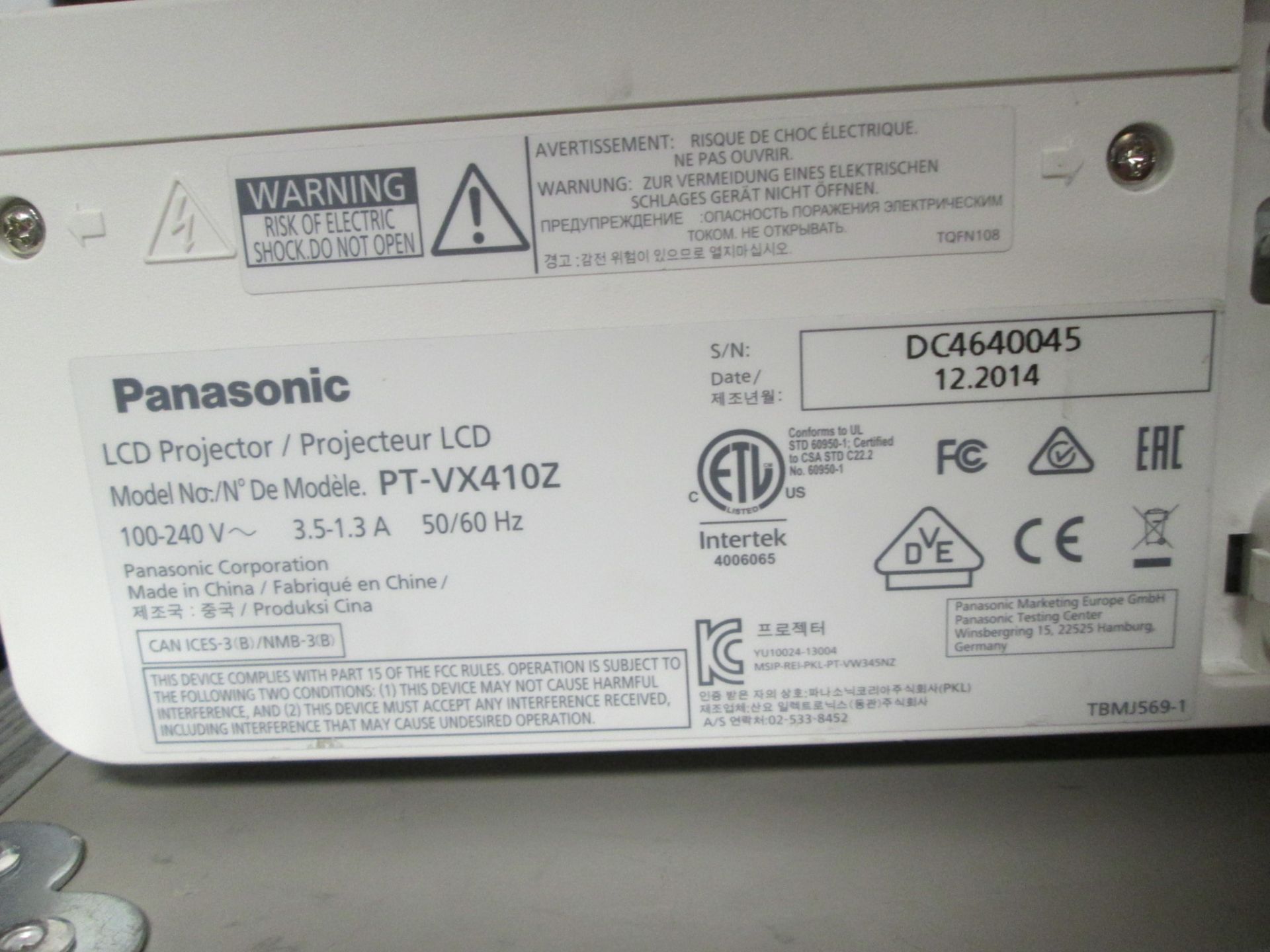 Panasonic PT-VX410Z LCD Projector, S/N DC4640045, YOM 2014, In flight case - Image 5 of 6