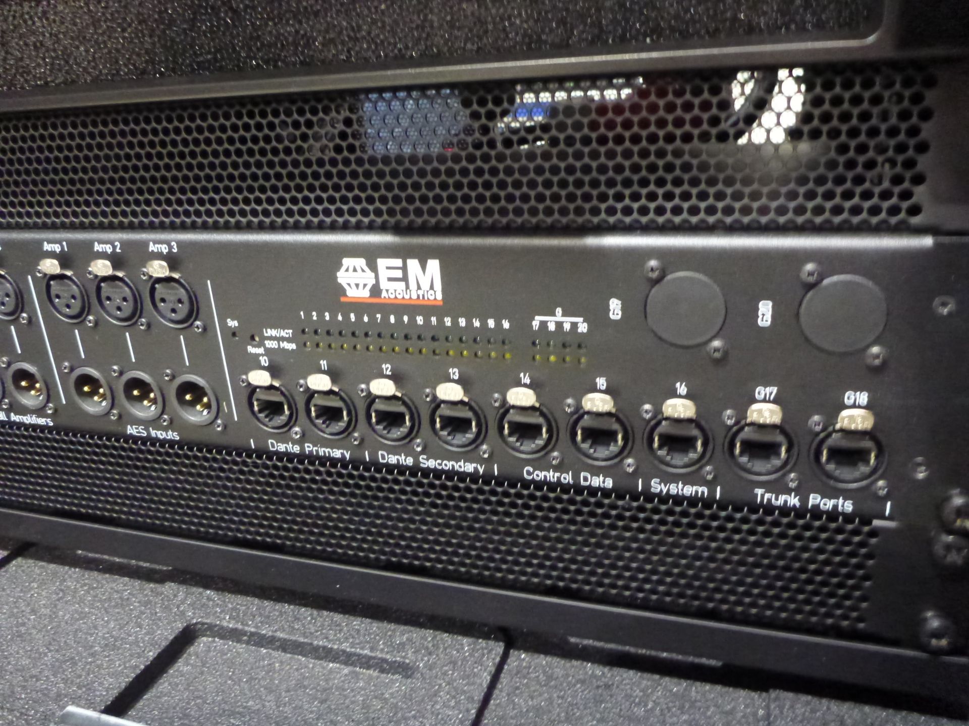 EM Acoustics DQ Rack Touring Amplifier Rack, To include 3 off DQ20 4 (12) Chnl power amplifiers, 1 - Image 5 of 12