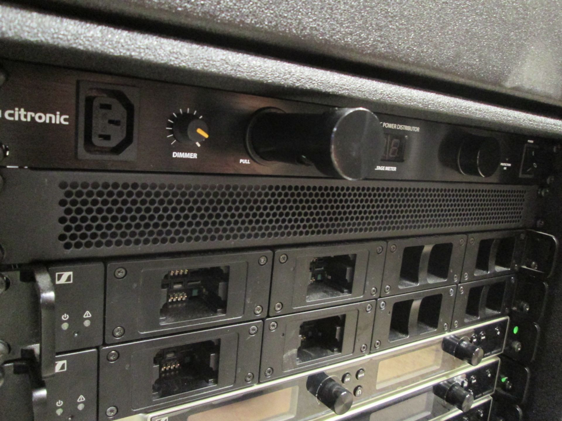 Sennheiser EM 6000 Dante Radio Rack. To include 4 x digital 2 channel UHF receivers, 4 x - Image 6 of 15