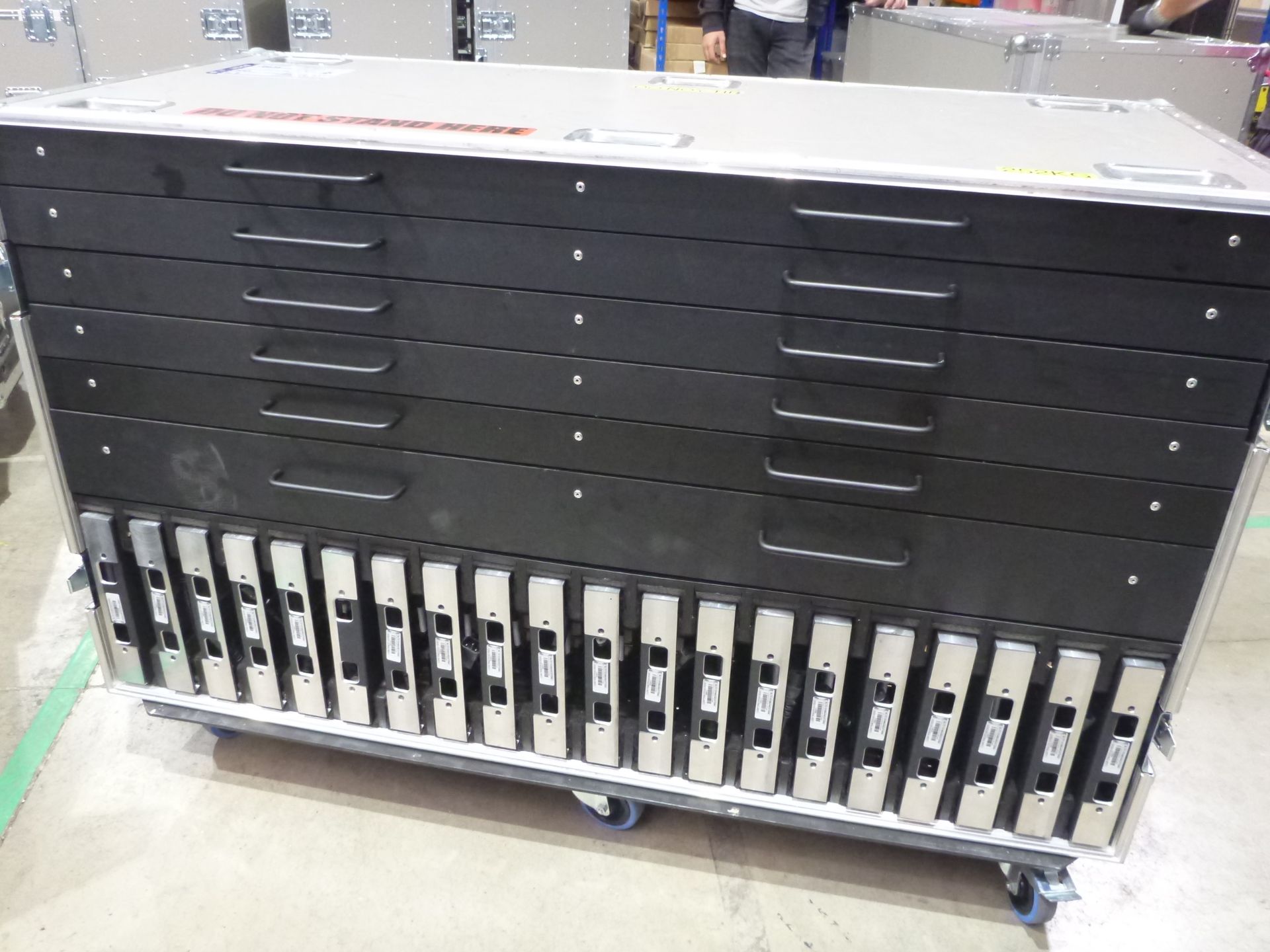 DigiLED DigiTHIN HD 2080 LED Chassis and LED Modules, 20 off chassis with 40 off LED modules, In