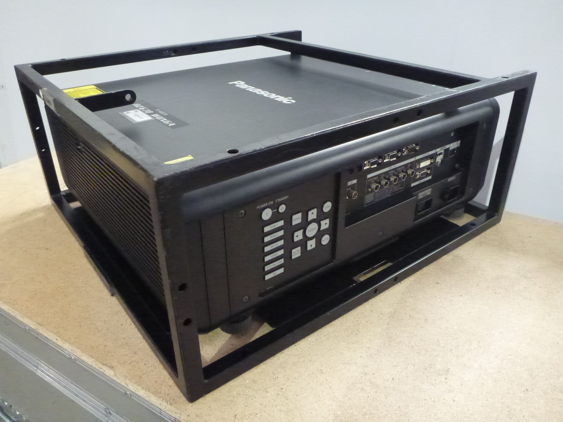 Panasonic Laser Projector, Model PT-RZ670, S/N SH5252005, YOM 2015, In flight case with standard 1. - Image 4 of 11