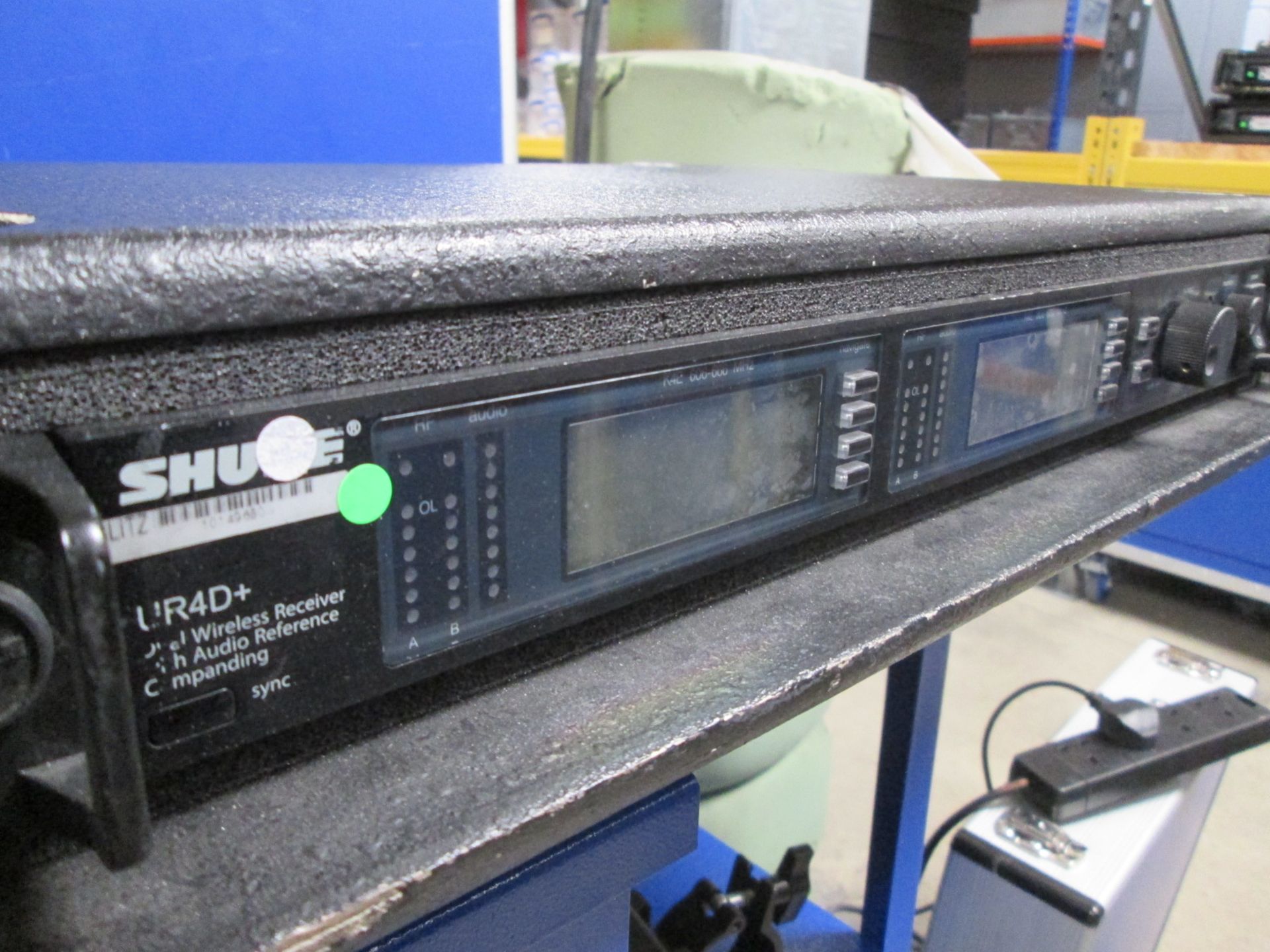 Shure UR4D+ Dual Wireless Receiver with Audio Reference Compounding K4E 606-666 MHz (Qty 2) Includes - Image 3 of 9
