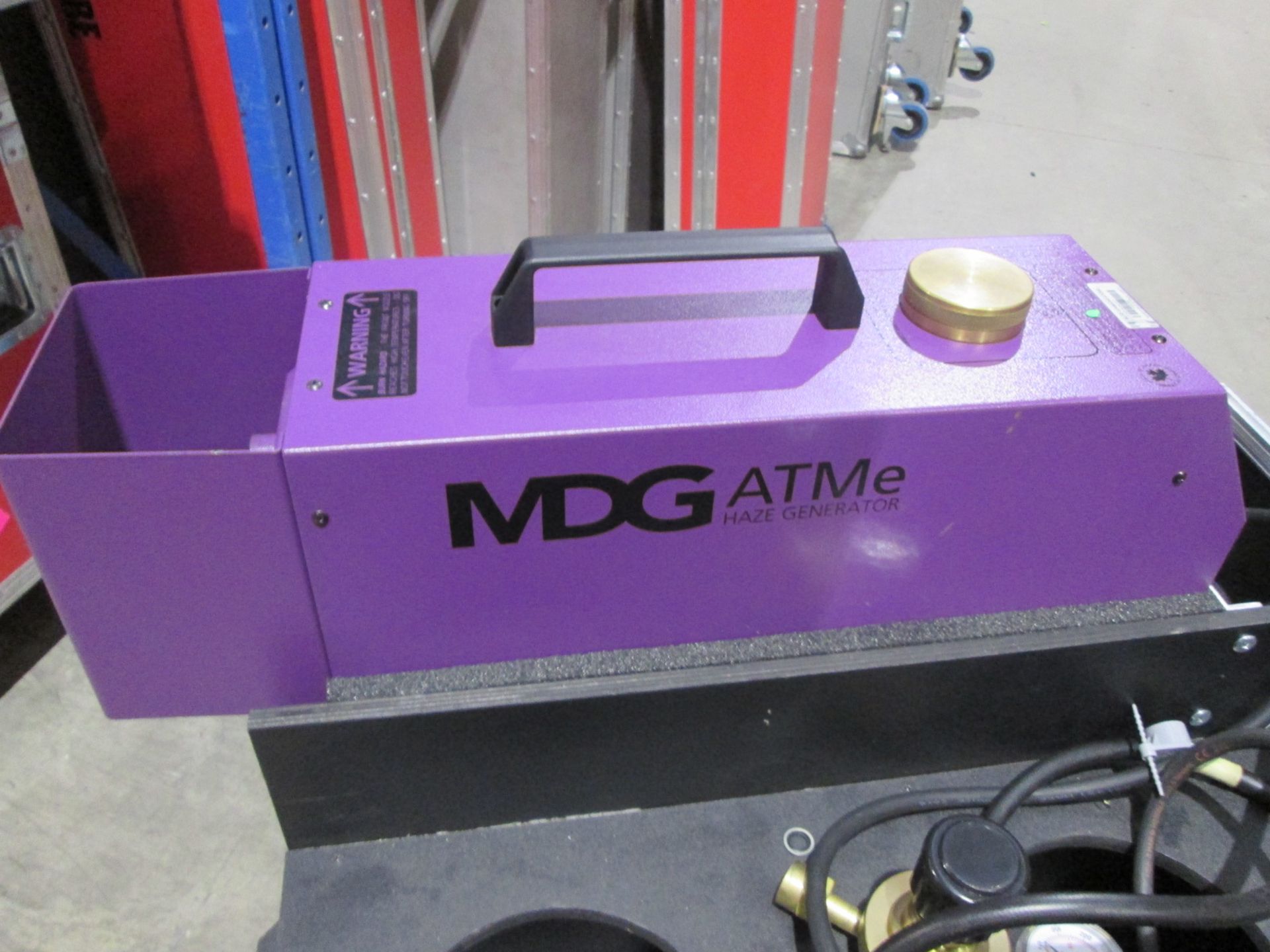 MDG ATMe APS Haze Generator. In flight case. S/N ATMe18980 - Image 2 of 8