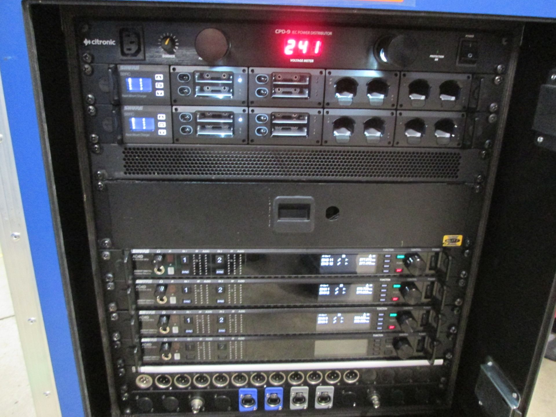 Shure Axiant Digital Radio Rack. To include 4 x AD4D 2 channel digital receivers (470.636 MHz), 4 - Image 2 of 14