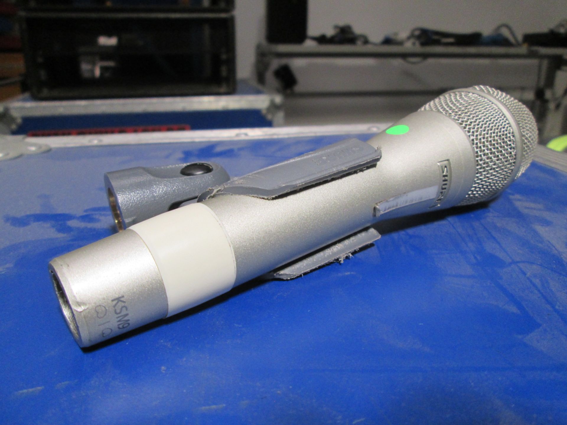 Shure KSM9 Dynamic Microphones (Qty 3) In flight and peli case - Image 4 of 8