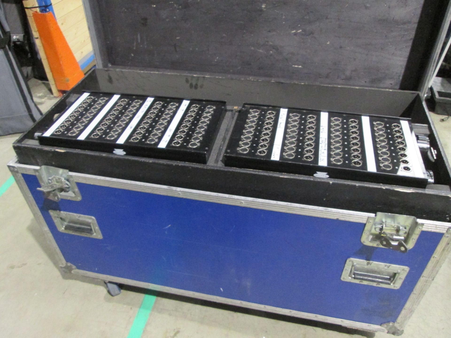 Fusion and Kelsey Multicore Stage Box (Qty 10 in 5 flight cases) 3 x fusion 32 pair with 100 mtr