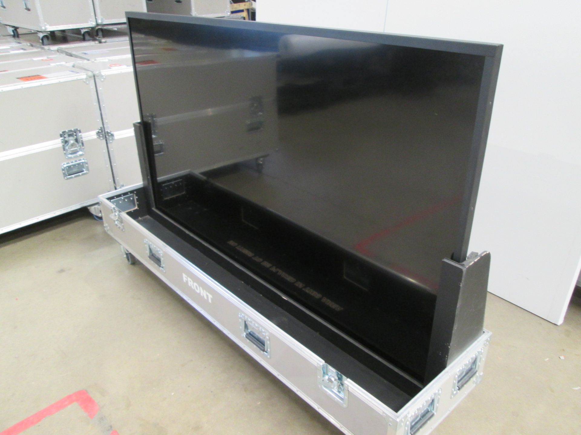 Panasonic 84" Full HD LCD Colour Monitor, Model TH84EF, S/N XE6631905, YOM 2016, In flight case with - Image 2 of 8