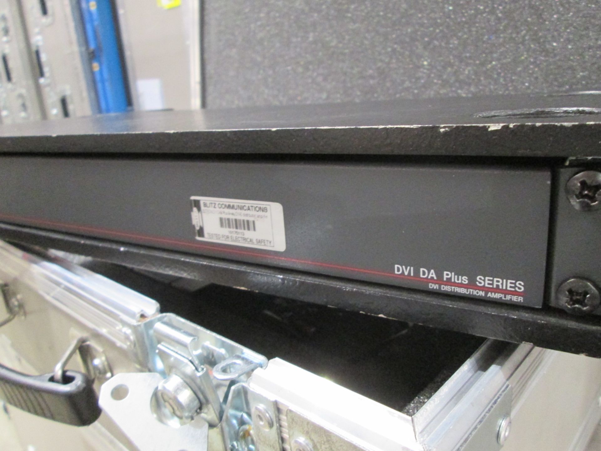 Extron DVI DA8 Plus 1:8 distribution Amplifers, In flight cases (Qty 4) - Image 3 of 5