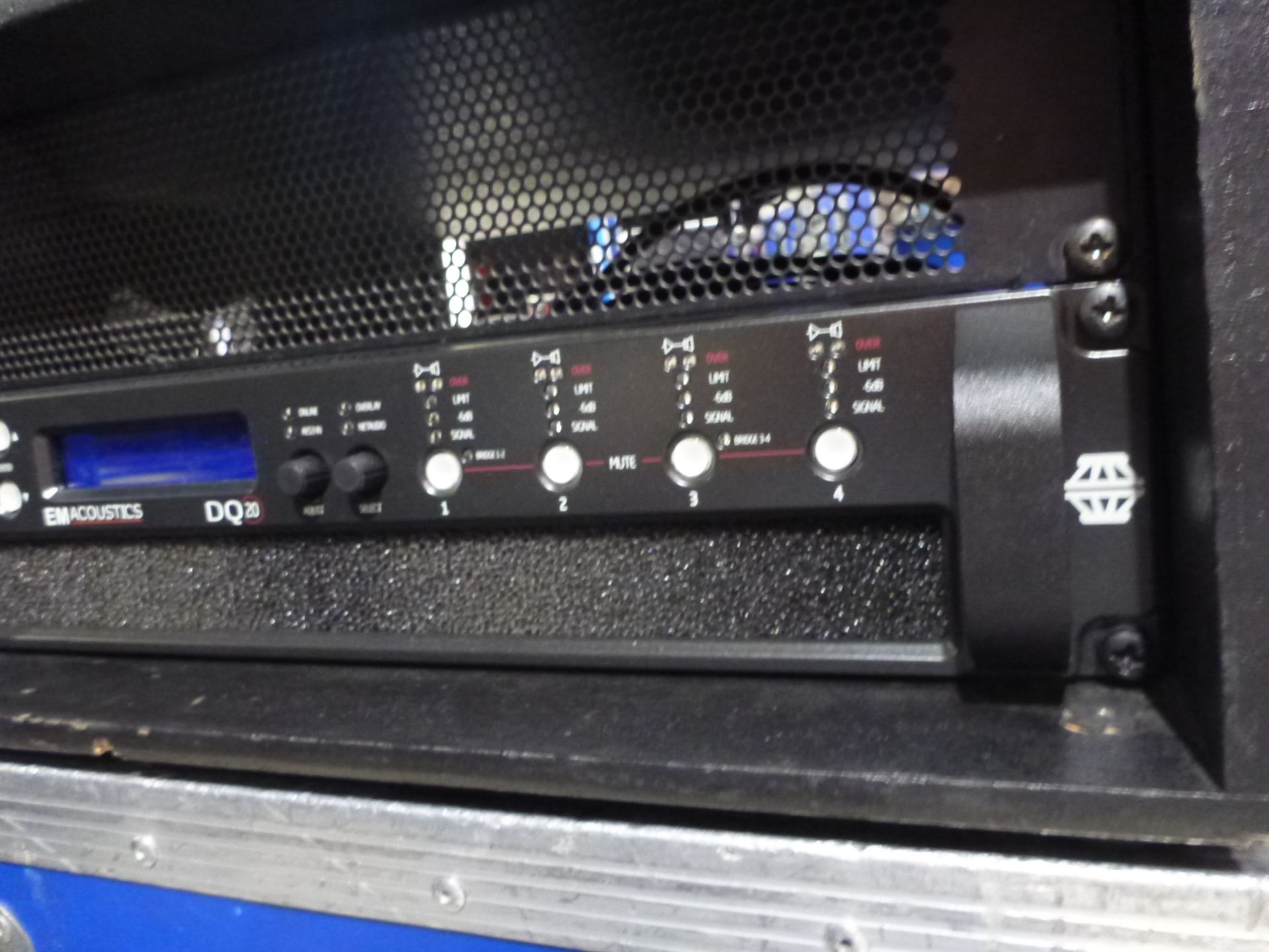 EM Acoustics DQ20 4 Chnl Power Amplifier, PowerCon to 16A, Mounted in rack mount box, Can be used - Image 3 of 6