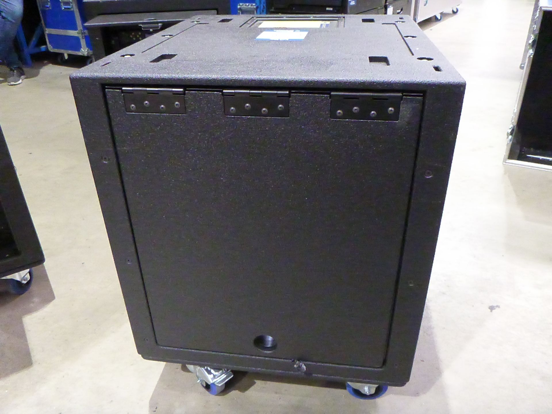 EM Acoustics DQ Rack Touring Amplifier Rack, To include 3 off DQ20 4 (12) Chnl power amplifiers, 1 - Image 10 of 11
