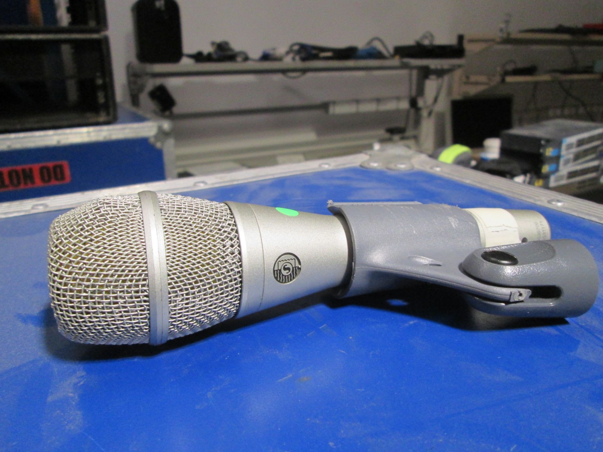 Shure KSM9 Dynamic Microphones (Qty 3) In flight and peli case - Image 3 of 8