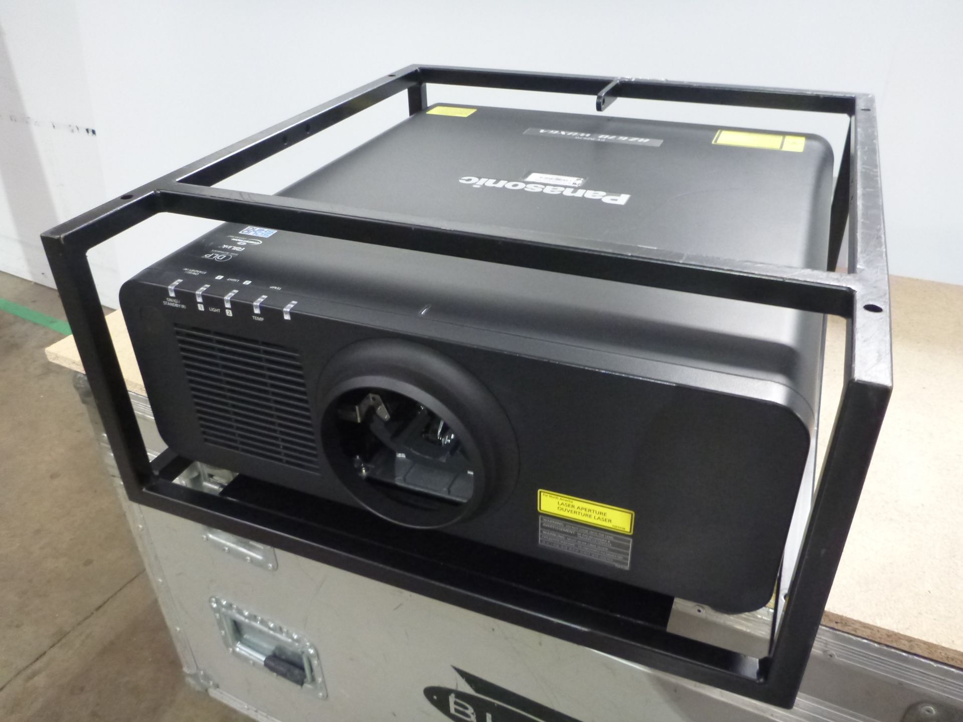 Panasonic Laser Projector, Model PT-RZ670, S/N SH5512101, YOM 2015, In flight case with standard 1.