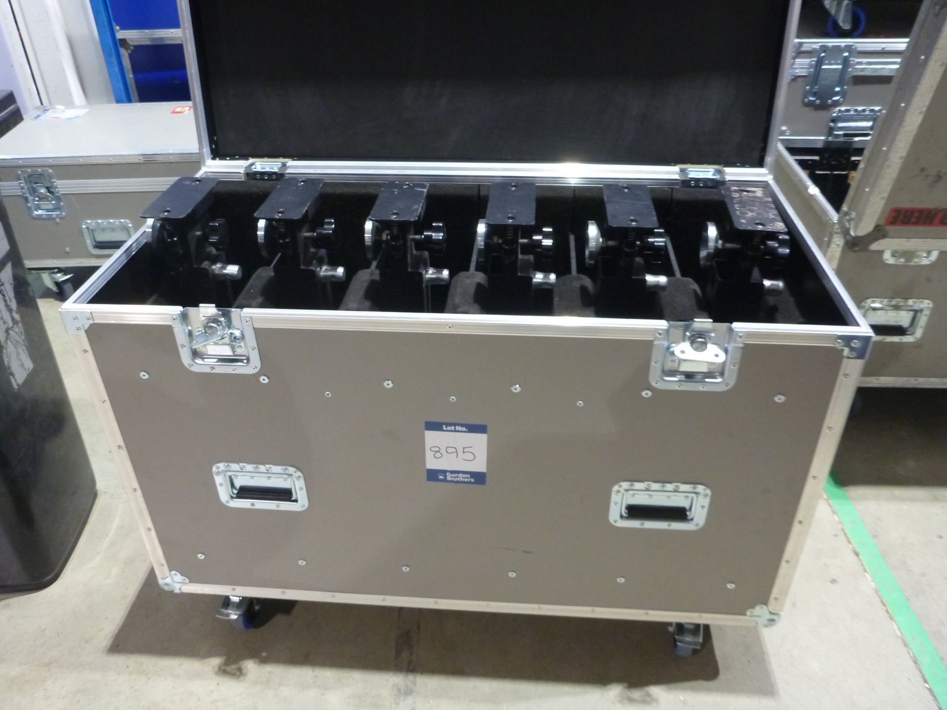DigiLED X-Tek 2600i Ground Beam Support Kit, 500 mm single panel, Qty 6 in flight case