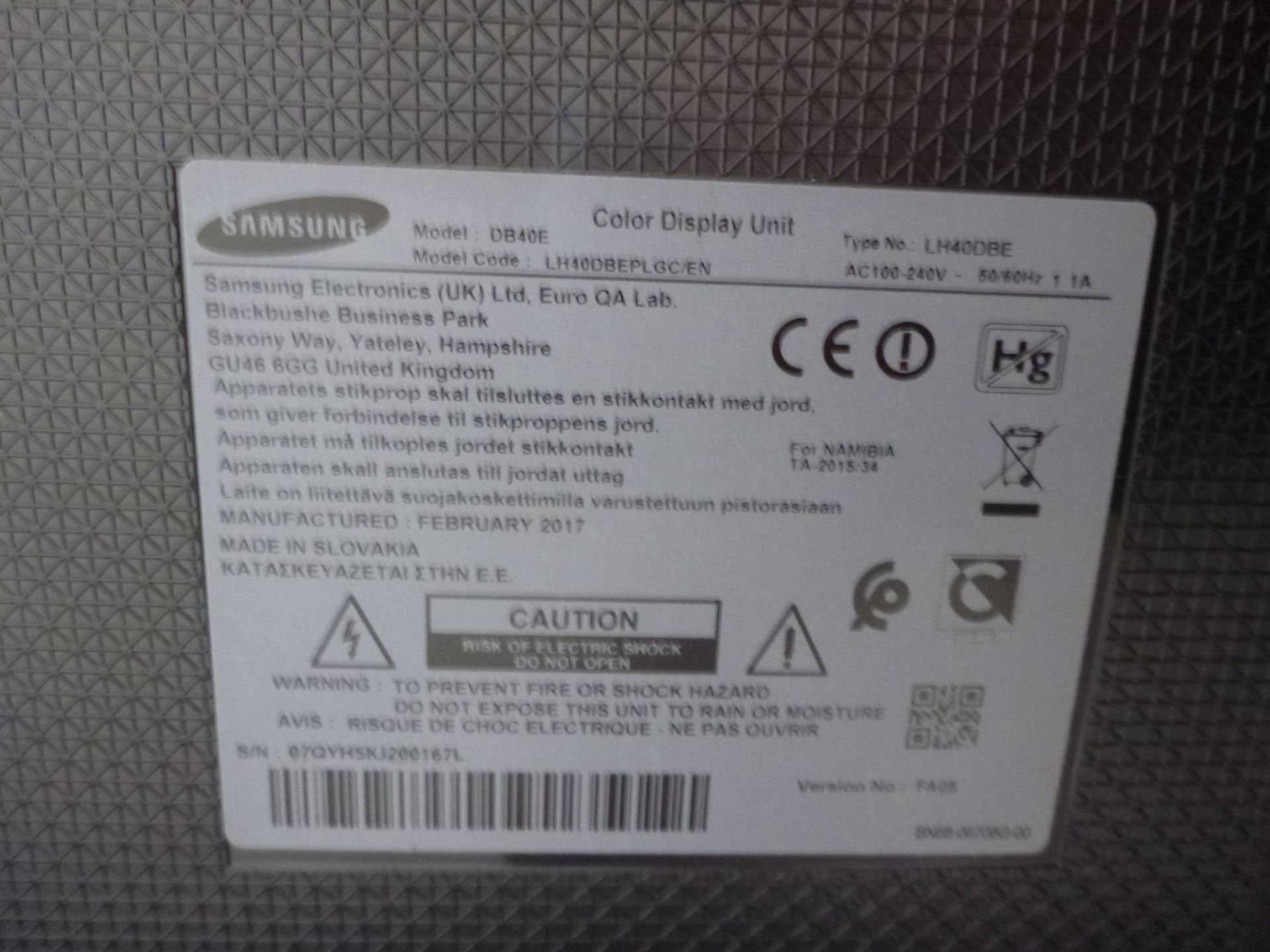 Samsung 40" Colour Display Monitor, Model DB40E, S/N 07QYHSKJ200167L, YOM 2017. In flight case - Image 3 of 5