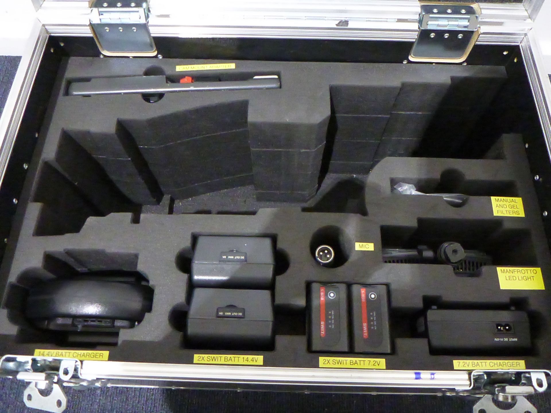 JVC HD Pro Camcorder, Model GY-HM650, S/N 17040466, In flight case with various accessories like - Image 10 of 16