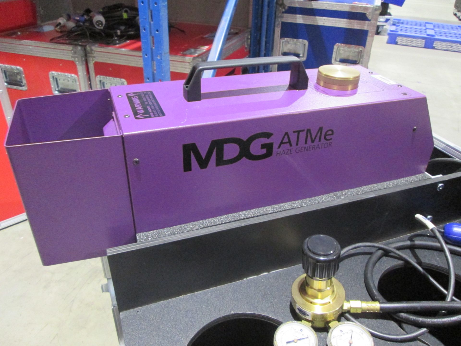 MDG ATMe APS Haze Generator. In flight case. S/N ATMe18981 - Image 2 of 11