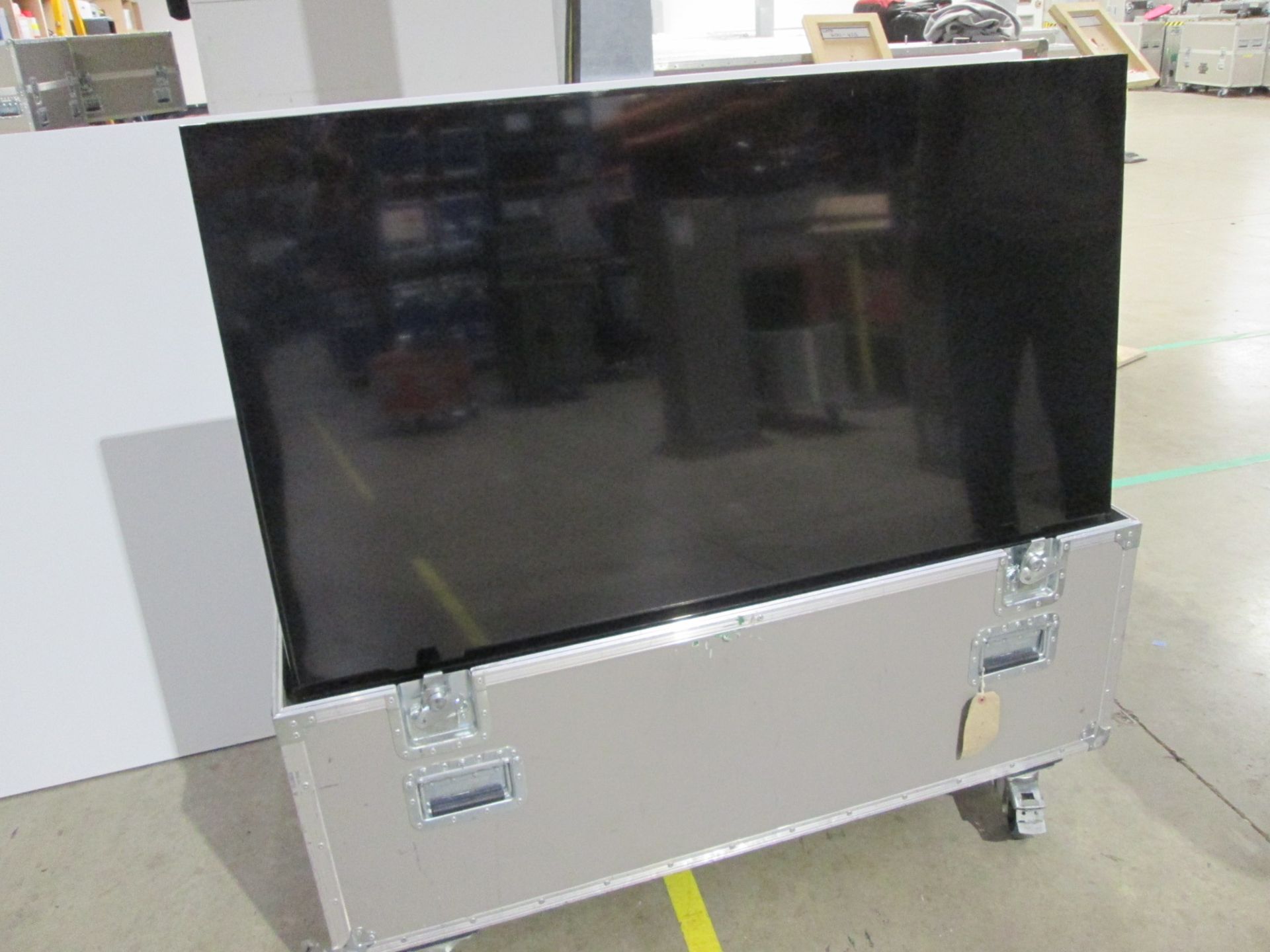 2 off Samsung 55" Colour Monitors, Models DB55D, S/N's 07R1HSOH300547W & 07R1HSOG800113V, YOM - Image 4 of 7