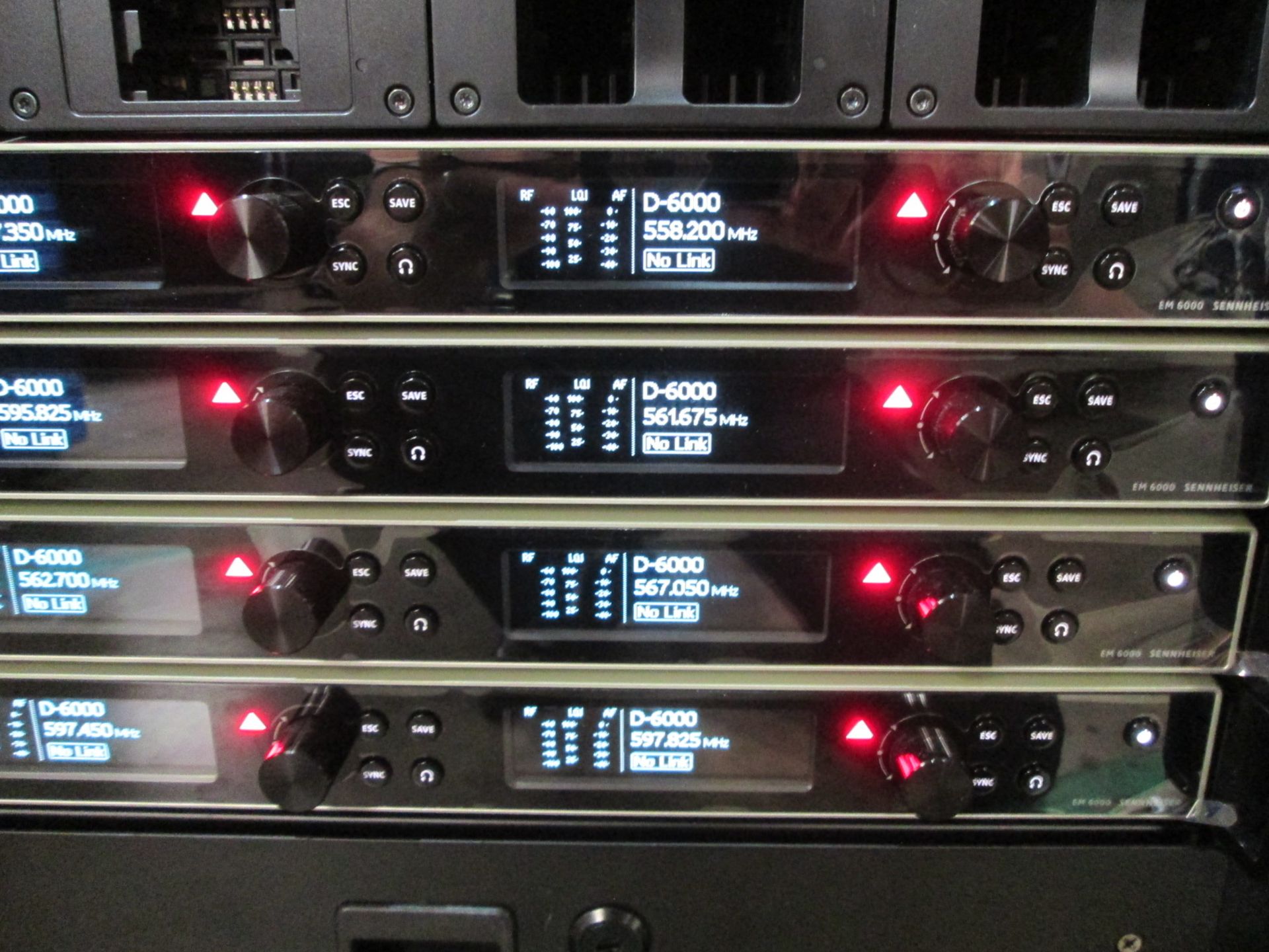 Sennheiser EM 6000 Dante Radio Rack. To include 4 x digital 2 channel UHF receivers, 4 x - Image 3 of 13