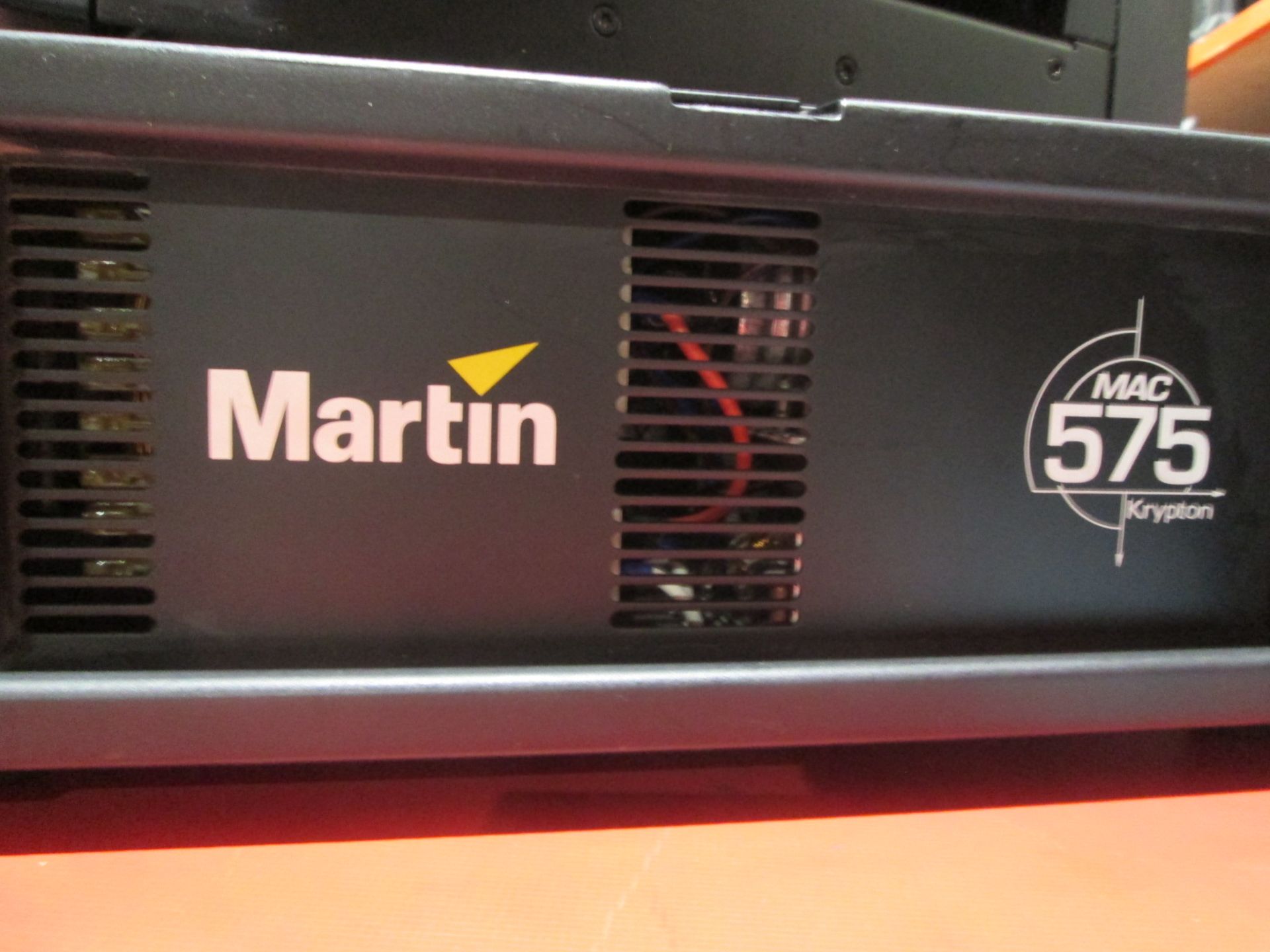 Martin MAC575 Kryton Moving Spot Light (Qty 2) In flight case with hanging brackets. S/N - Image 6 of 10