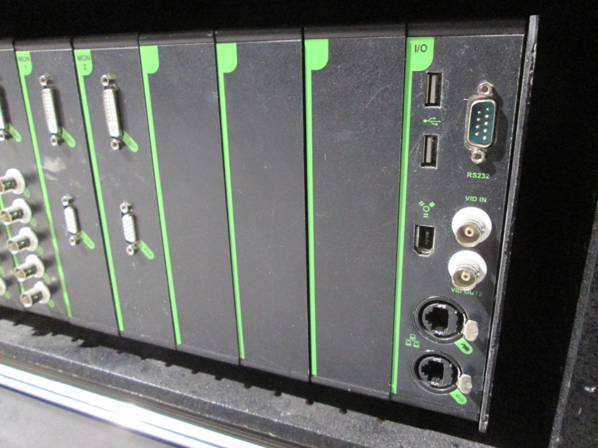 Green Hippo V5 Hippotiser Media Graphics Server with fader remote panel. S/N 2200. In flight case - Image 8 of 9