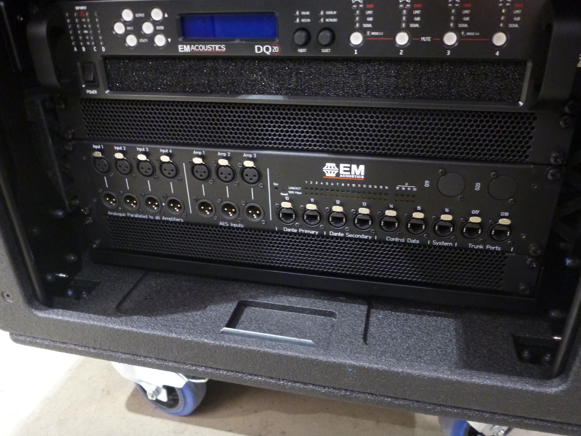 EM Acoustics DQ Rack Touring Amplifier Rack, To include 3 off DQ20 4 (12) Chnl power amplifiers, 1 - Image 3 of 11