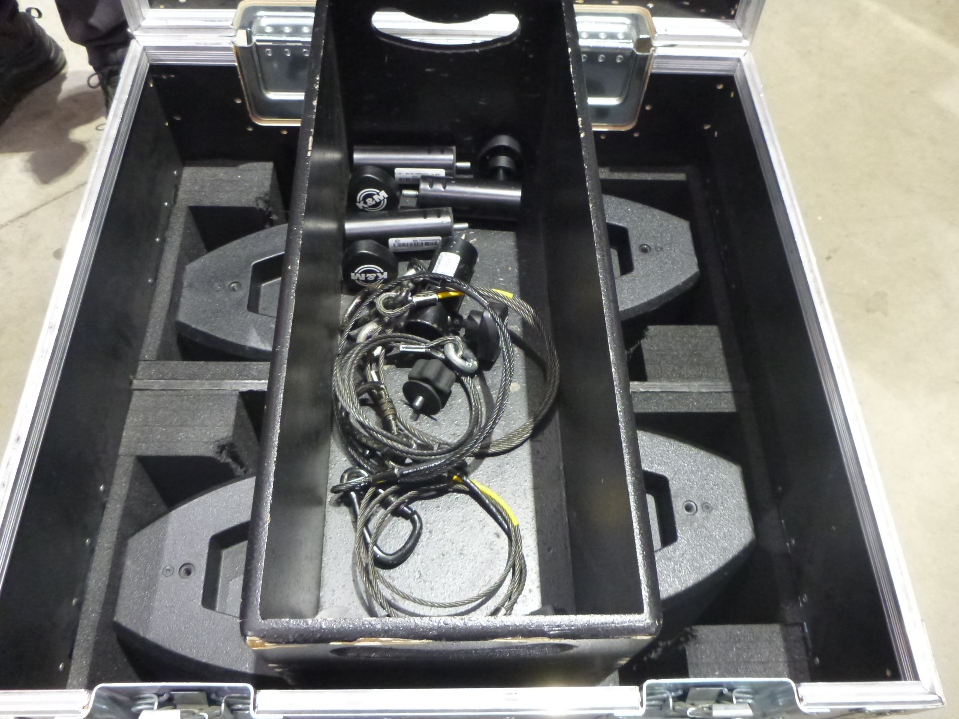 D & B Audiotecknik E6 Loundspeakers (Qty 4) In flight case with fly bar and top hat, No safetys, S/ - Image 5 of 6