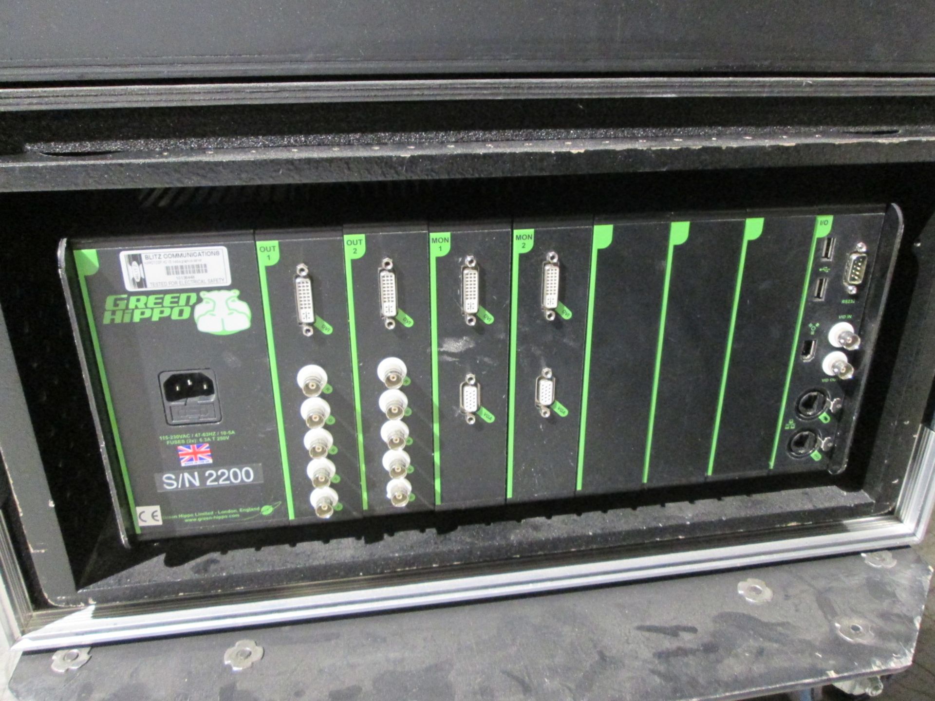 Green Hippo V5 Hippotiser Media Graphics Server with fader remote panel. S/N 2200. In flight case - Image 6 of 9