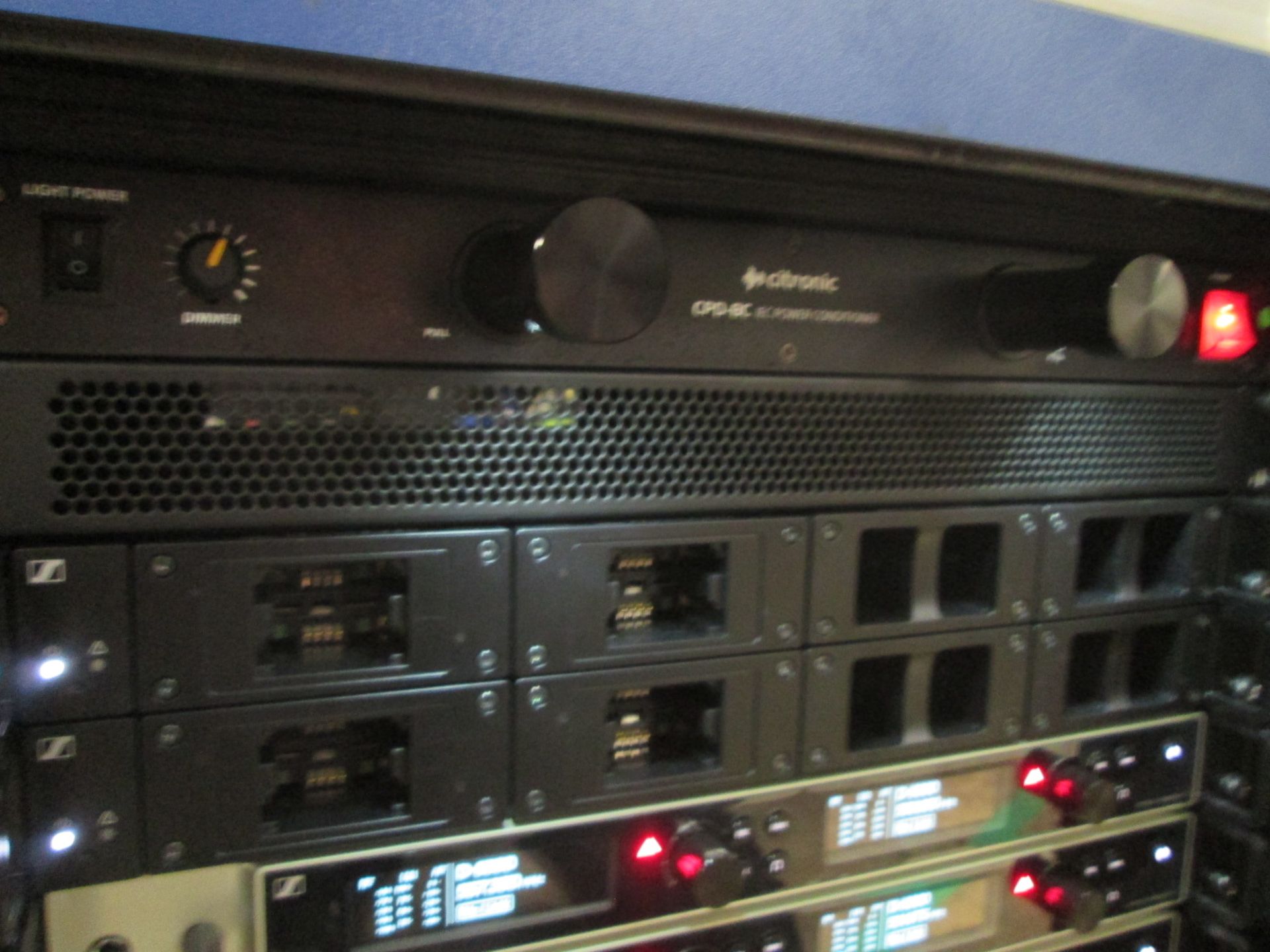 Sennheiser EM 6000 Dante Radio Rack. To include 4 x digital 2 channel UHF receivers, 4 x - Image 4 of 13