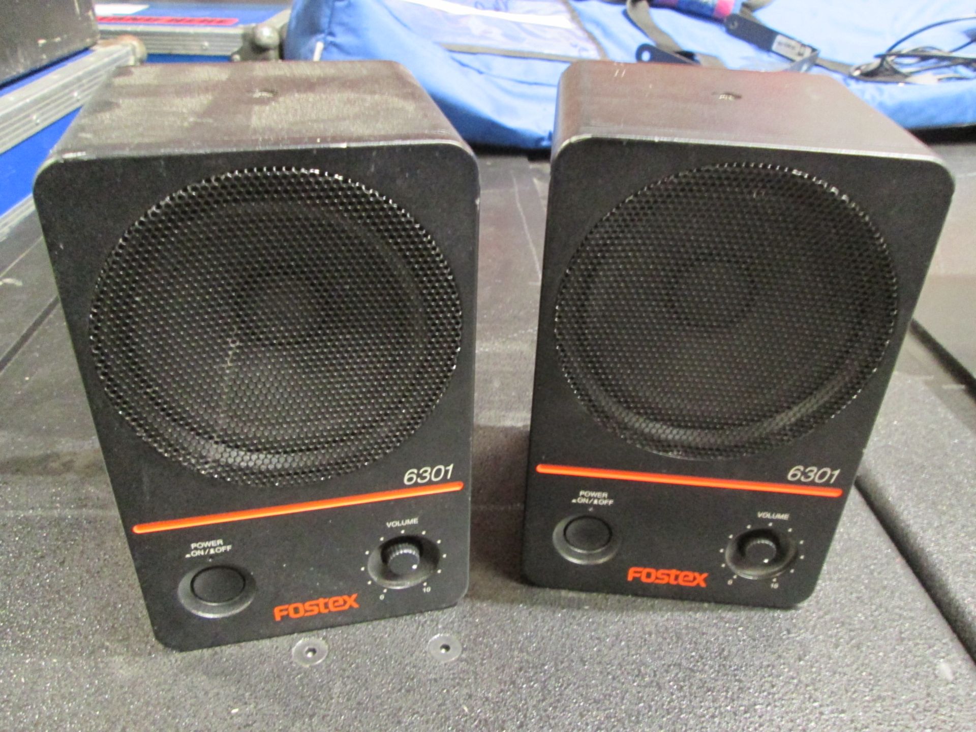 Fostex 6301NX Self Powered Speakers, In flight case - Image 2 of 4