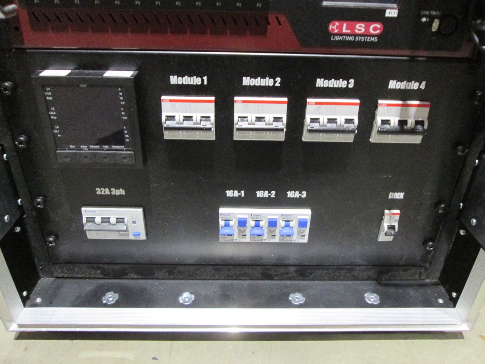 LSC Lighting Systems GenVI 48 Channel Dimmer Hot Power Rack with LSC DMX in/ out rack, 32A 3ph & 3 x - Image 5 of 11