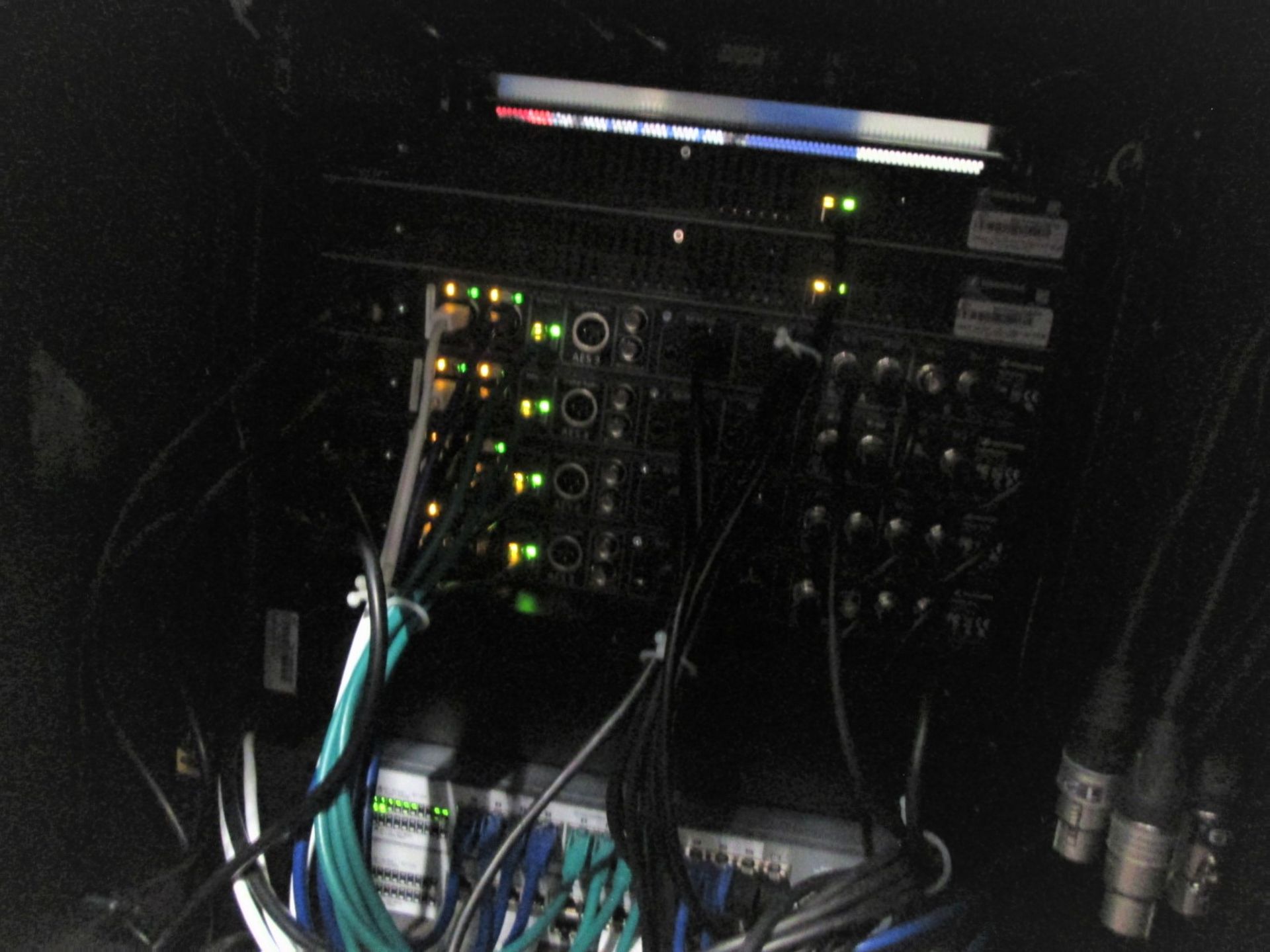 Sennheiser EM 6000 Dante Radio Rack. To include 4 x digital 2 channel UHF receivers, 4 x - Image 10 of 11