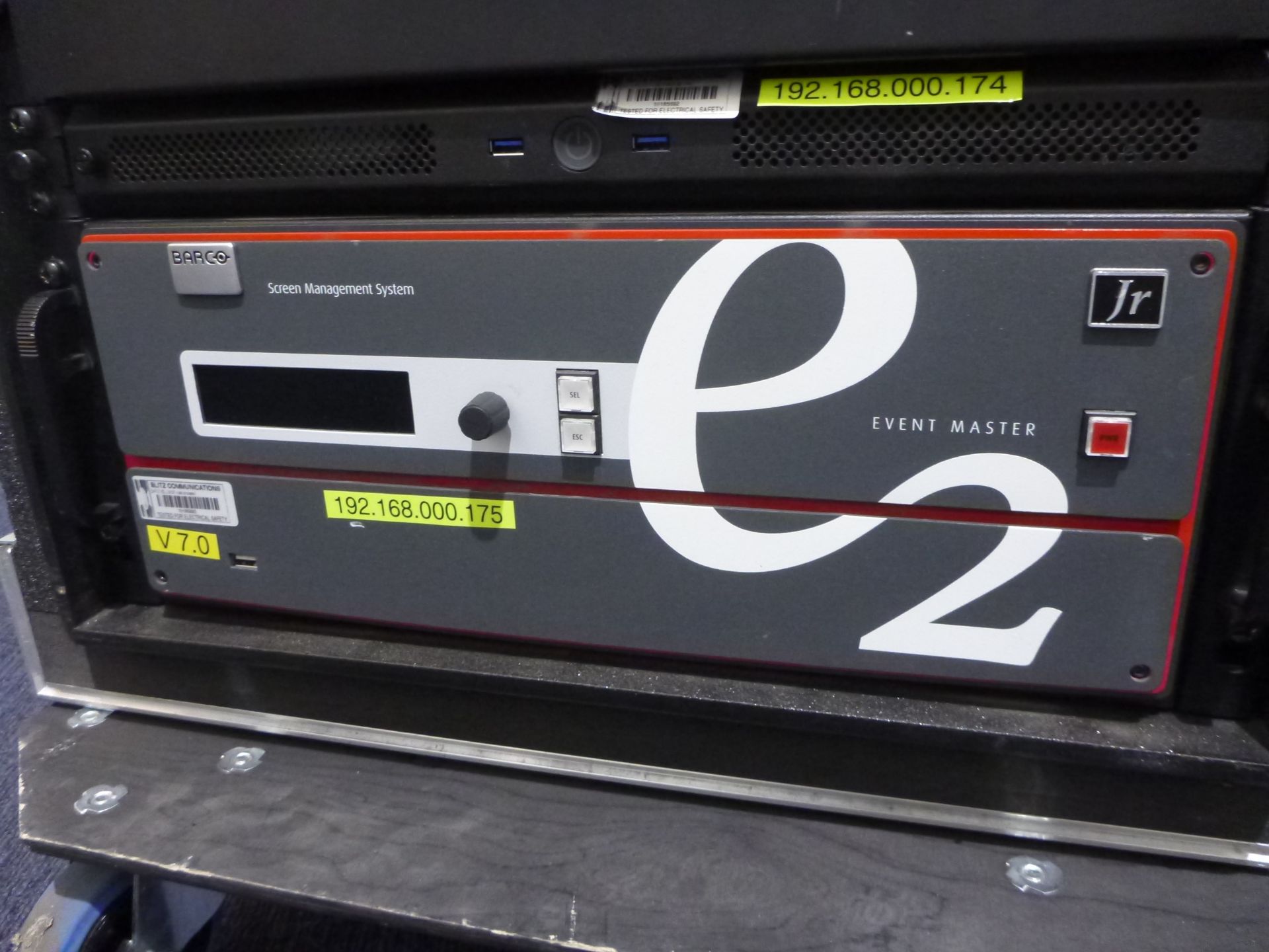 Barco e2 4K Junior Video Processor, To include in flight case Barco e2 Event Master screen - Image 2 of 18