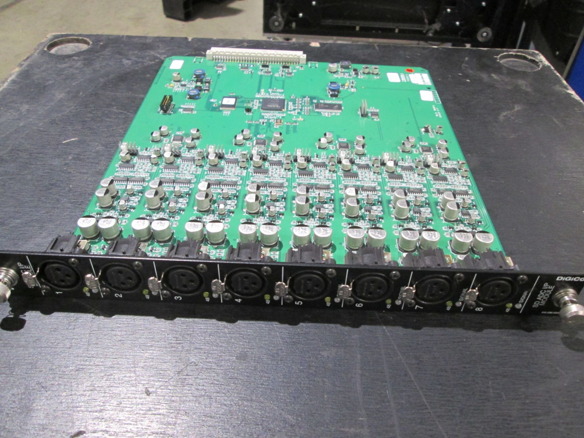 DigiCo 192 kHz SD-Rack Digital Input / Output Frame. S/N 772953 1708, Note 1 x card removed but - Image 6 of 7